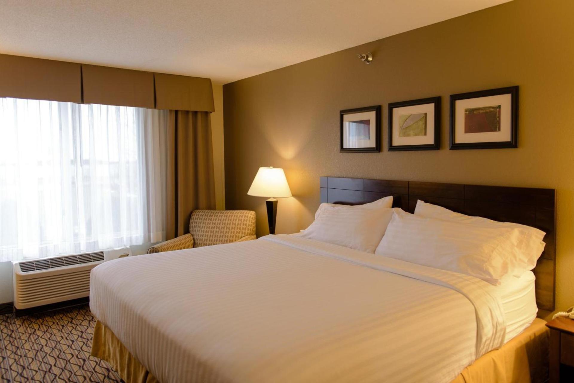 Holiday Inn Express & Suites Superior by IHG photo 51