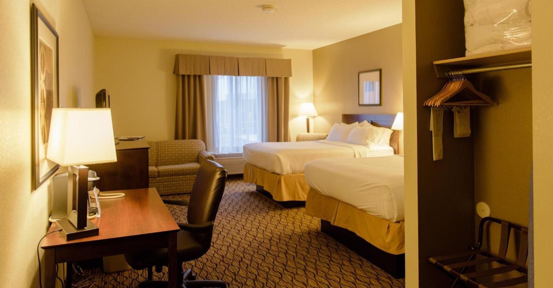 Holiday Inn Express & Suites Superior by IHG photo 49