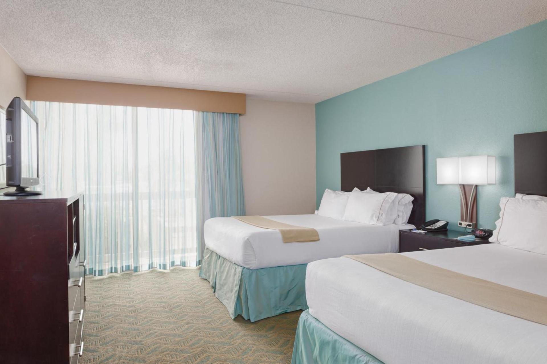 Holiday Inn Express & Suites Charleston DWTN - Medical CTR by IHG photo 20