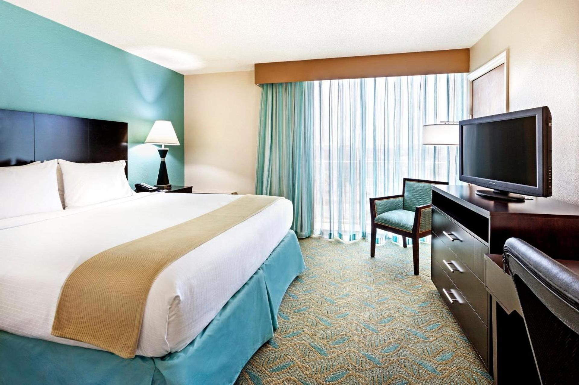 Holiday Inn Express & Suites Charleston DWTN - Medical CTR by IHG photo 21