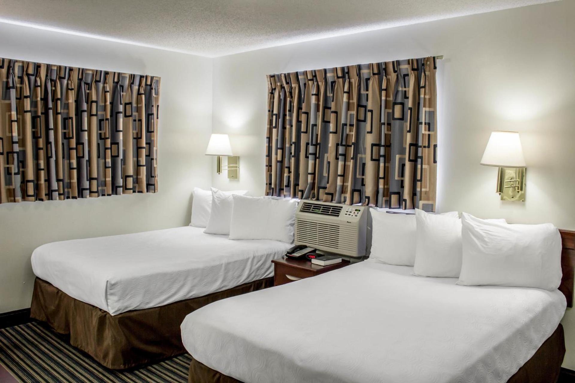 Motel 6-Greensboro, NC - I-40 photo 29