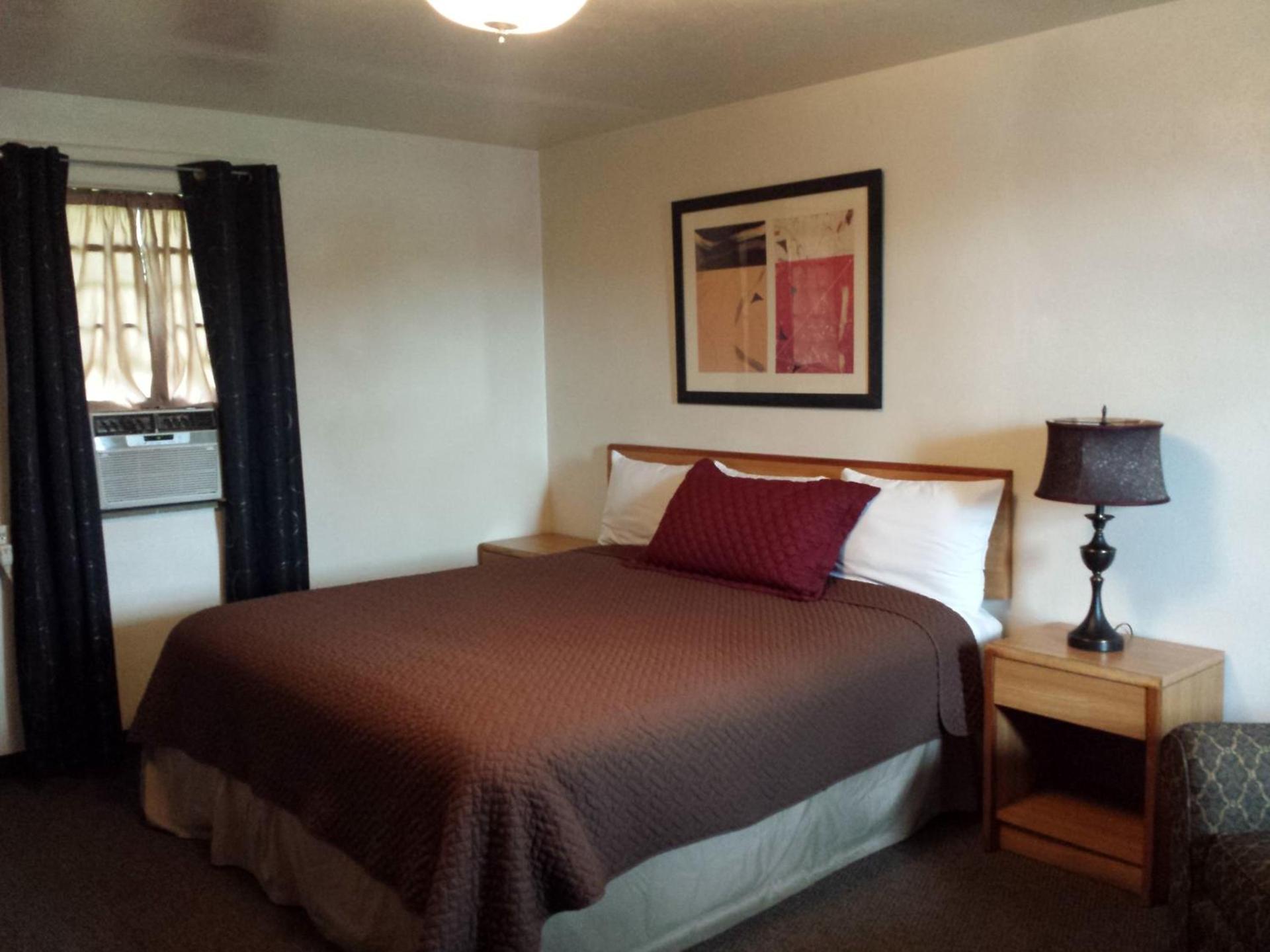 West Plains Motel photo 37