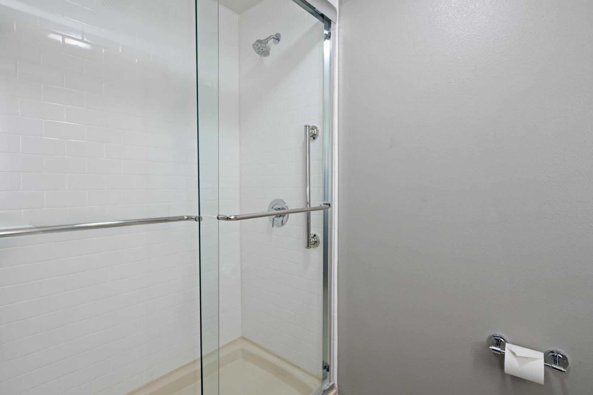 Staybridge Suites - Long Beach Airport by IHG photo 68