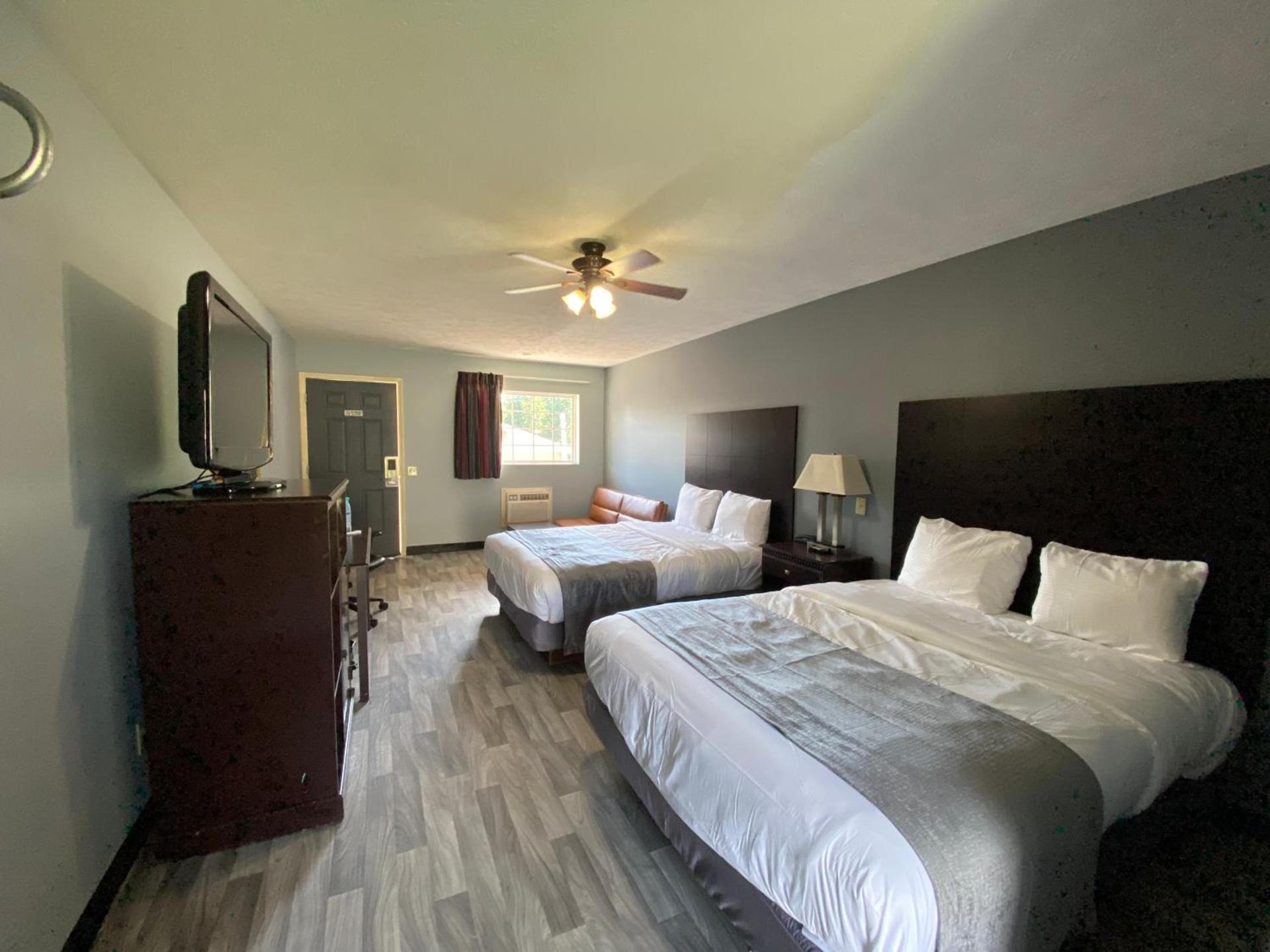 Aya's Blossoms Inn photo 12