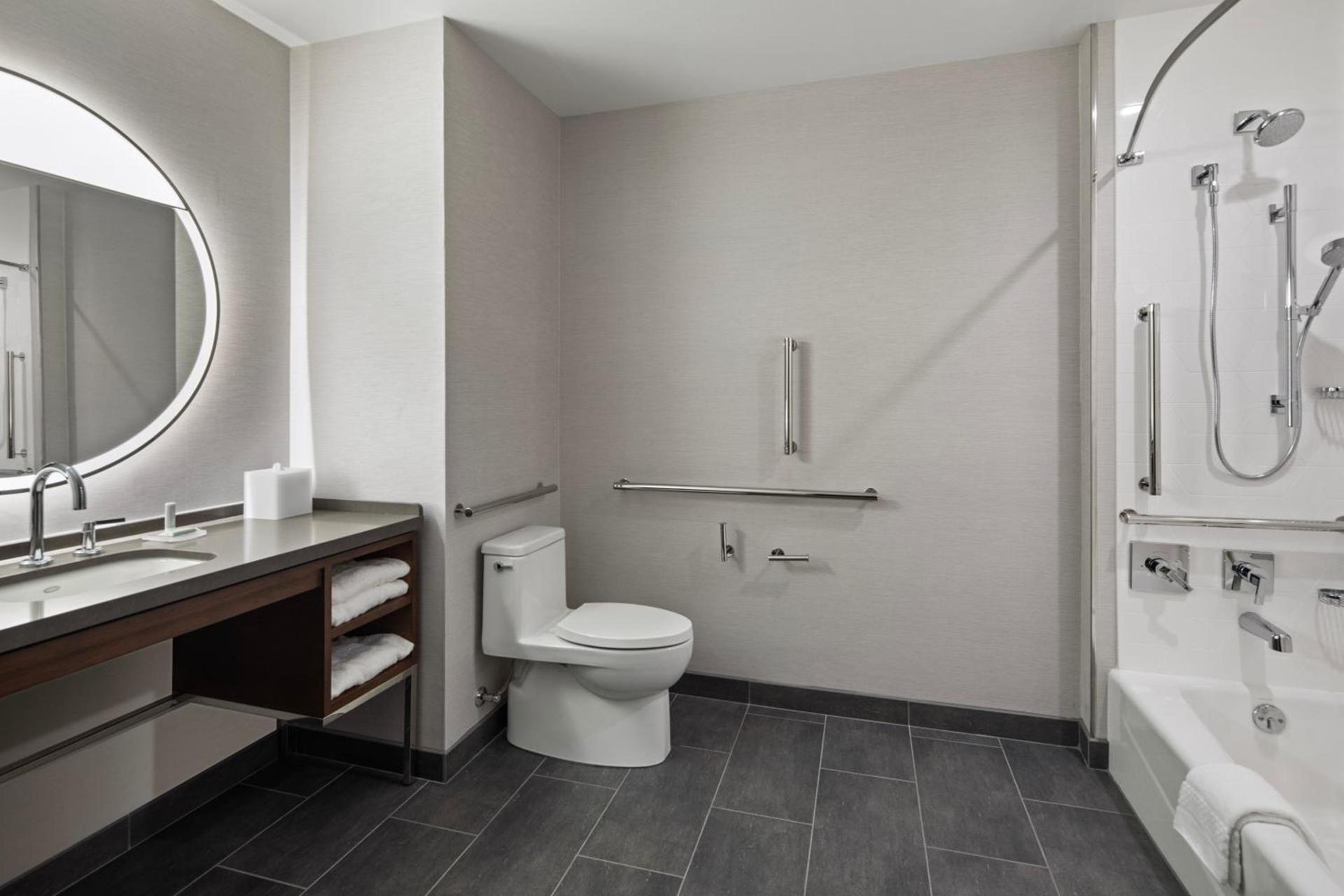 Courtyard by Marriott St Paul Downtown photo 18