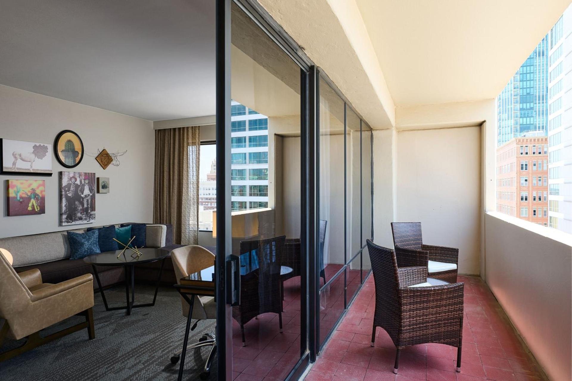 The Worthington Renaissance Fort Worth Hotel photo 43