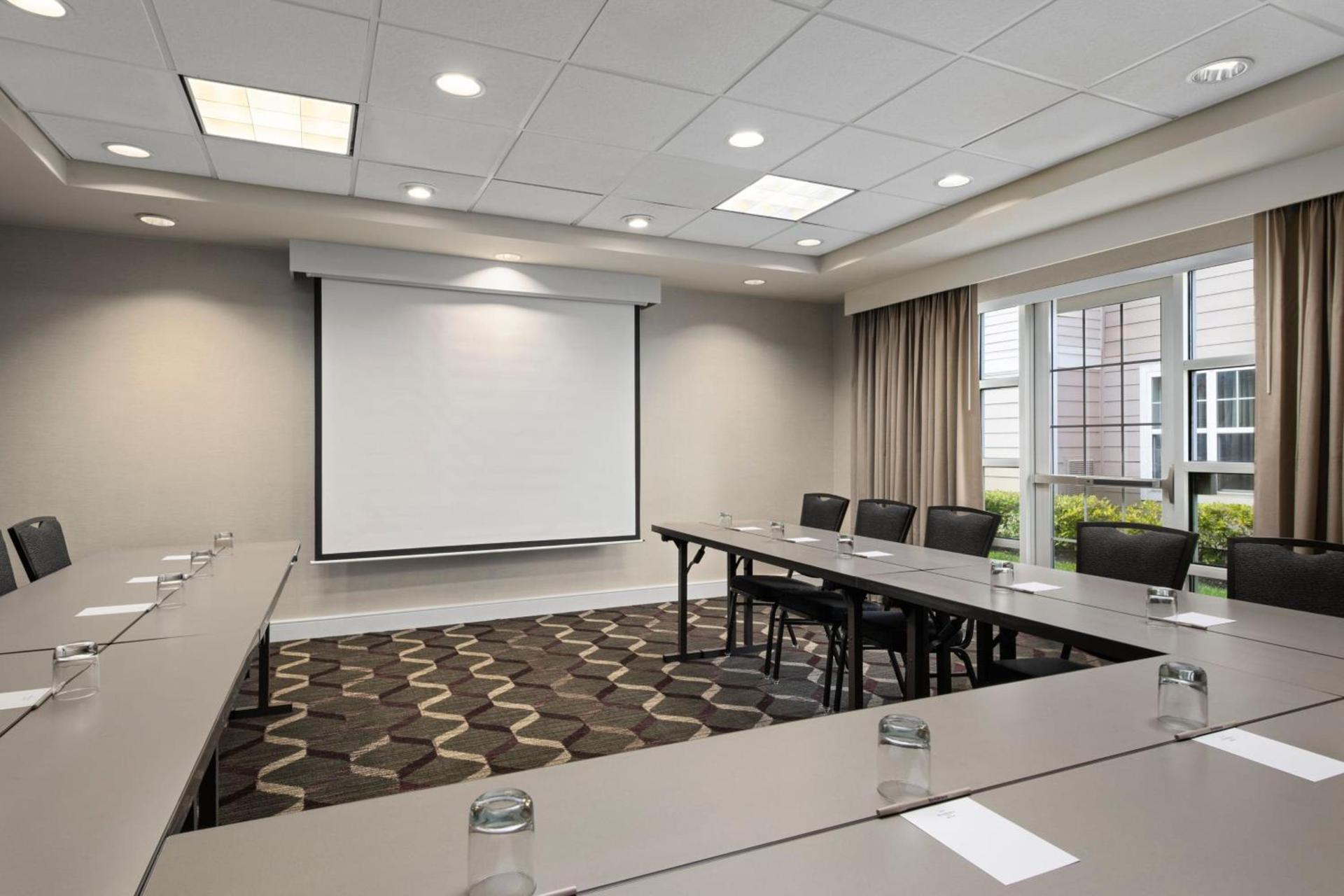 Residence Inn Mt. Laurel at Bishop's Gate photo 29
