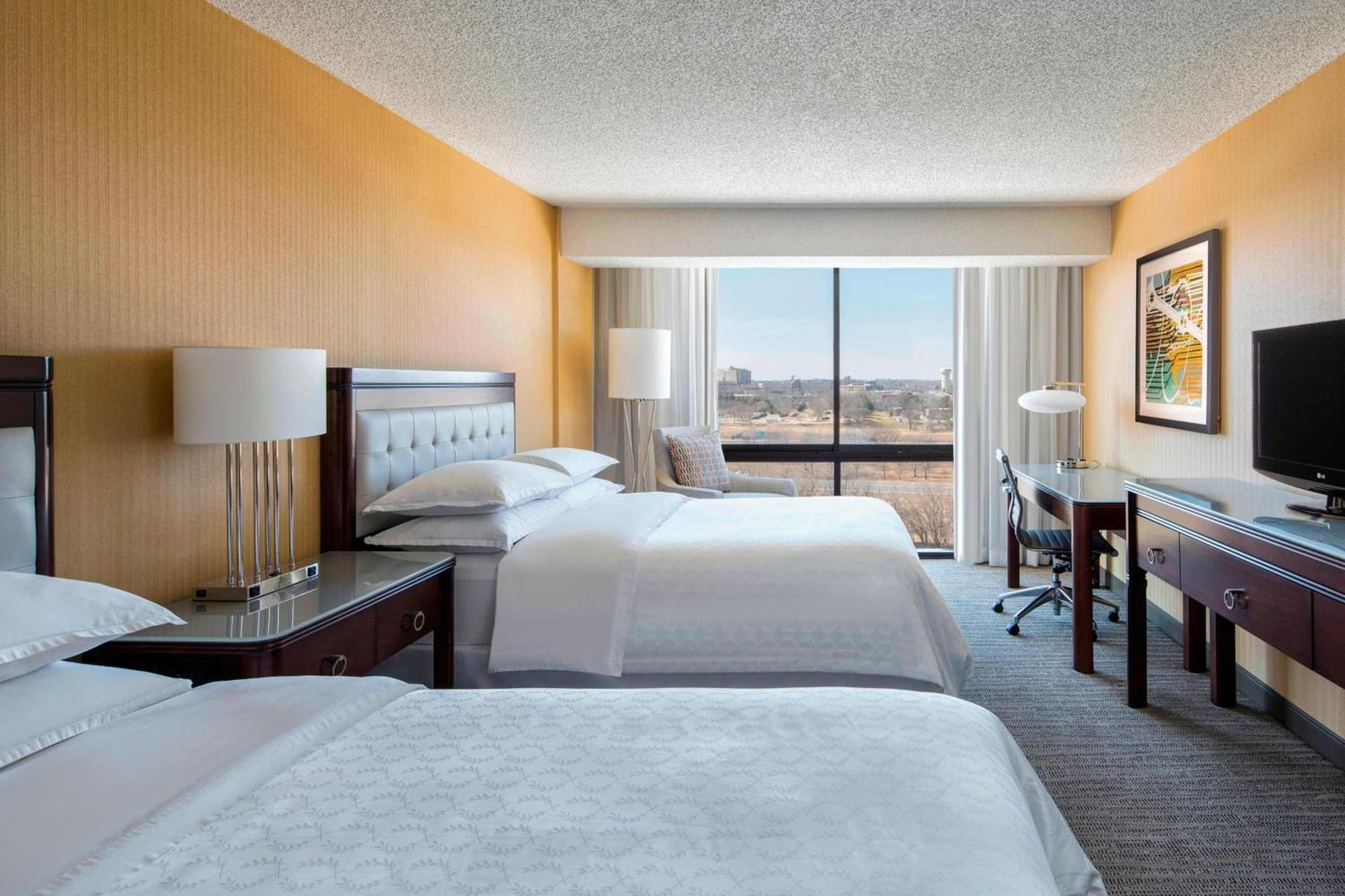 Sheraton West Des Moines photo 7