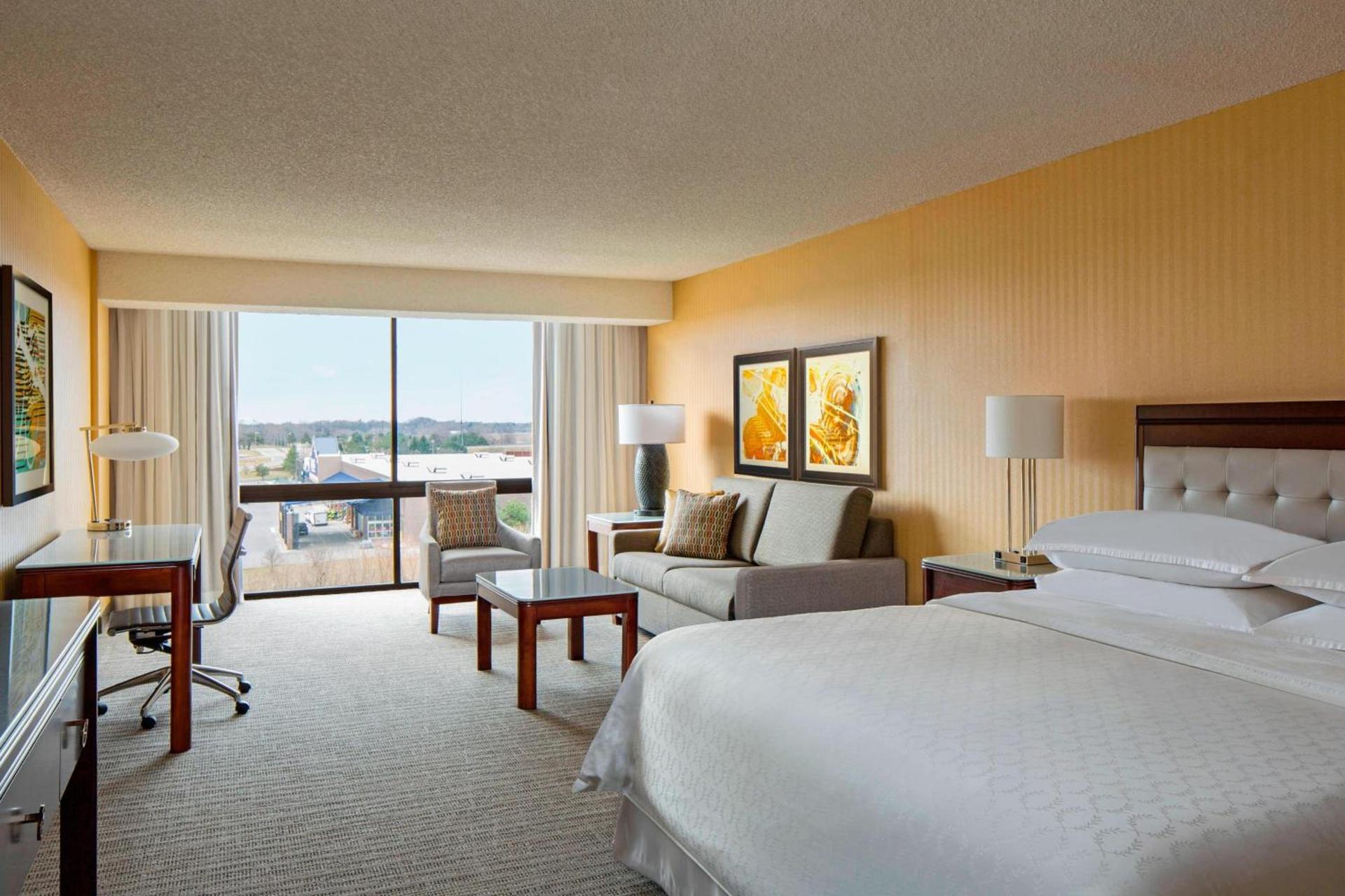 Sheraton West Des Moines photo 11