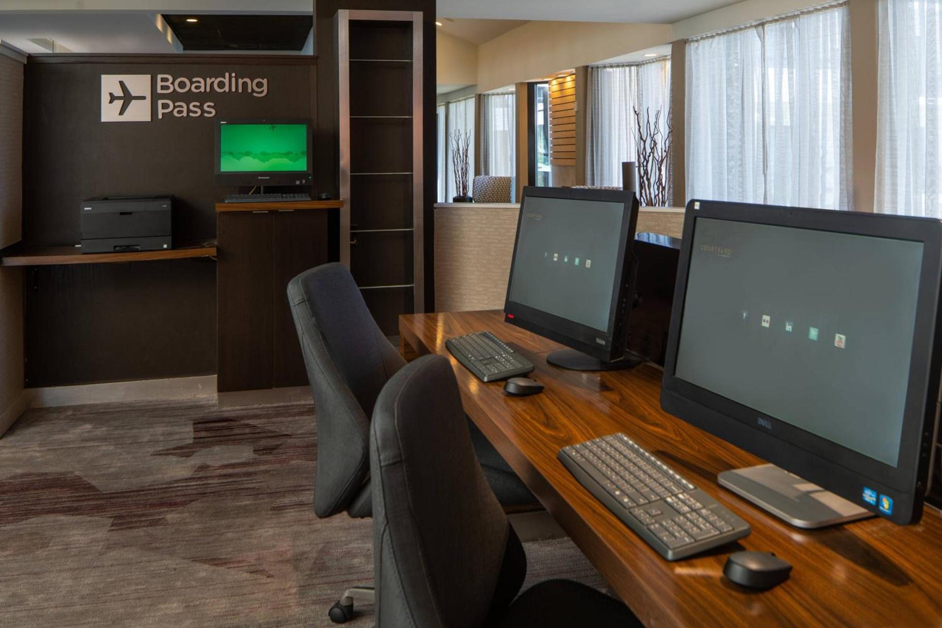 Courtyard by Marriott Memphis East/Park Avenue photo 19
