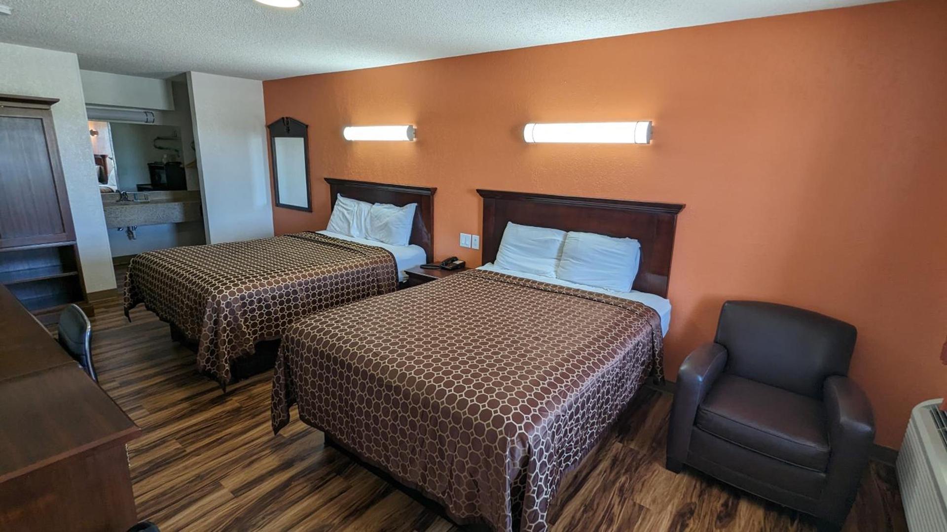 Hillcrest Inn & Suites Ozona photo 6
