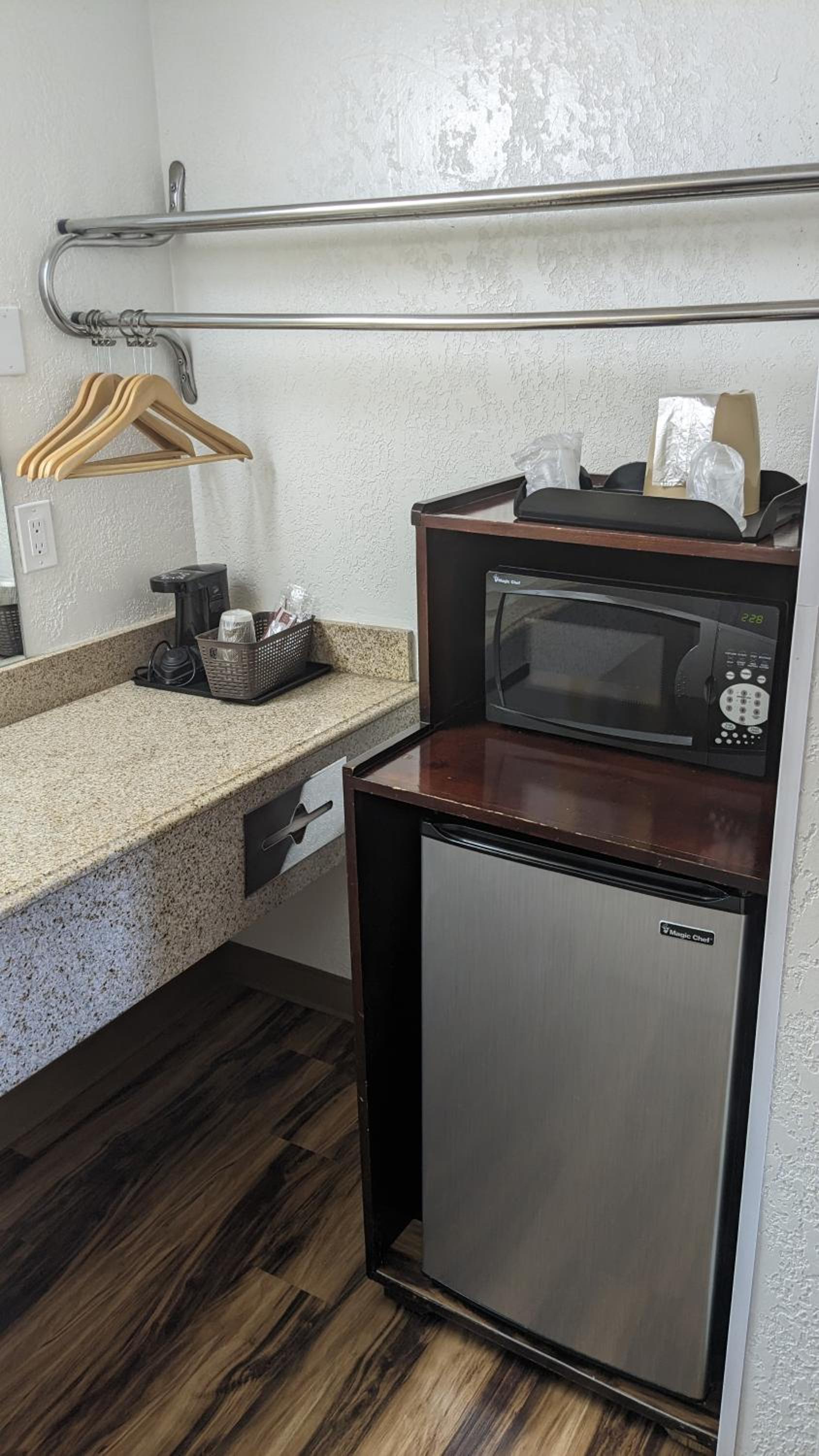 Hillcrest Inn & Suites Ozona photo 15