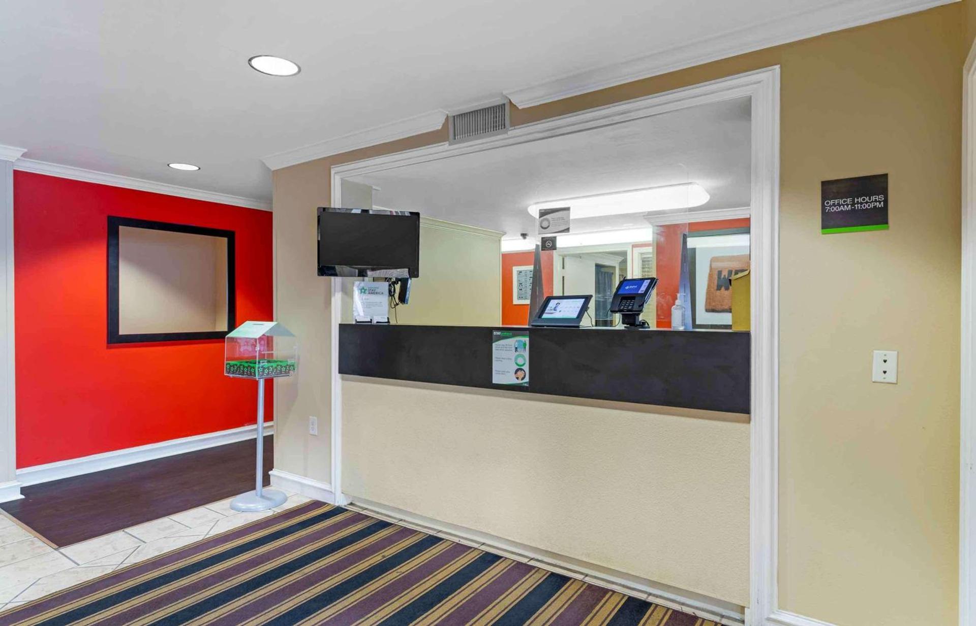 Extended Stay America Suites - Houston - Galleria - Uptown photo 4