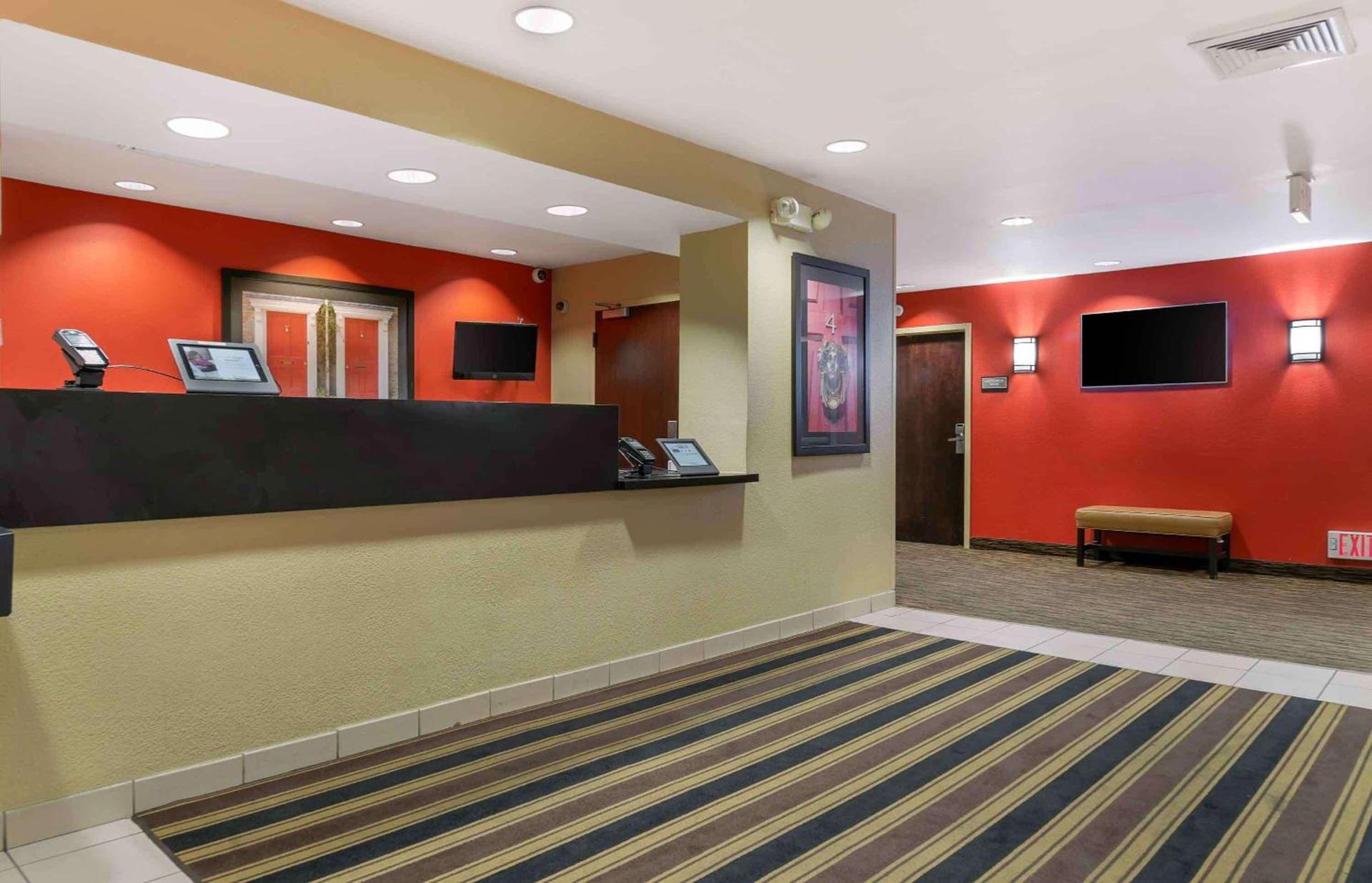 Extended Stay America Suites - Detroit - Metropolitan Airport photo 6