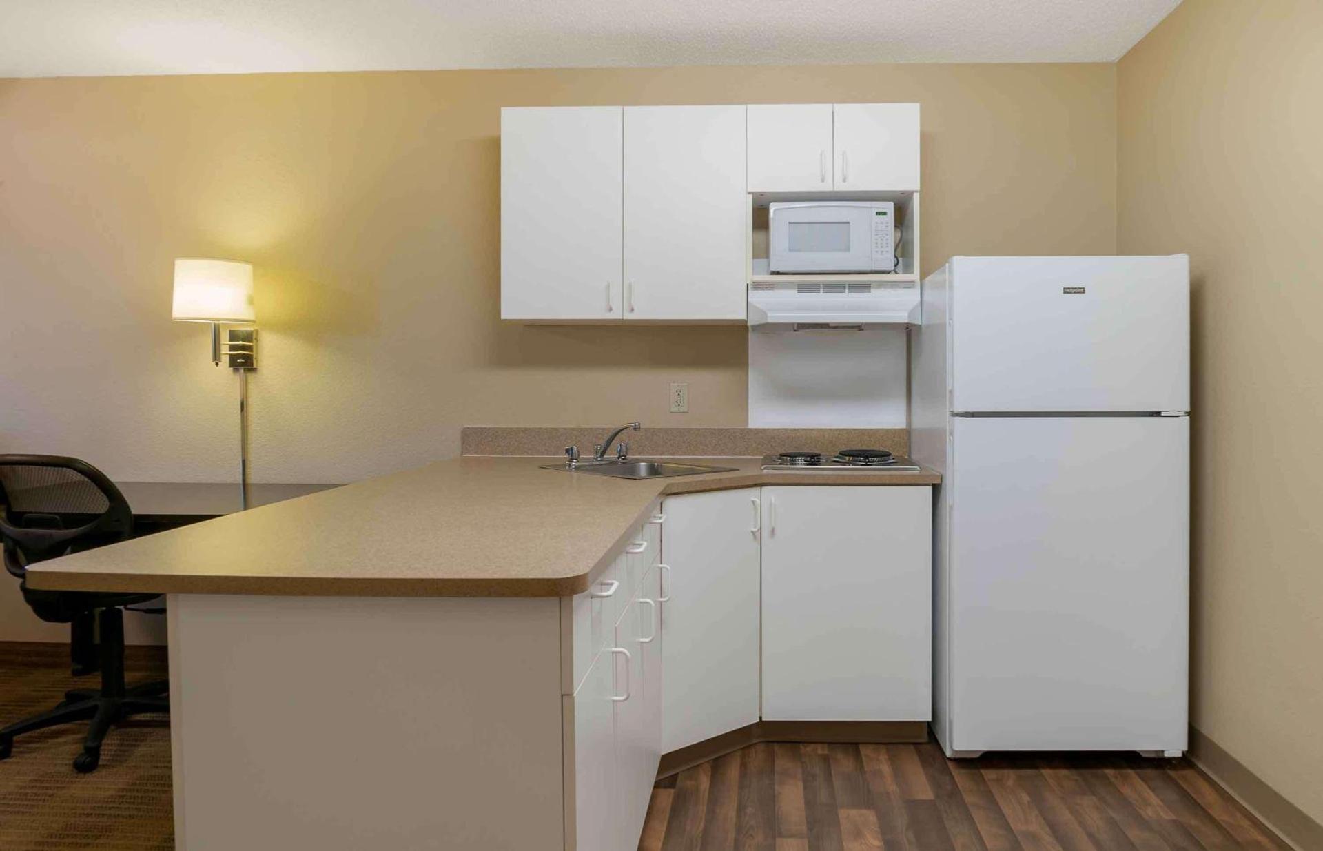 Extended Stay America Suites - Detroit - Metropolitan Airport photo 31