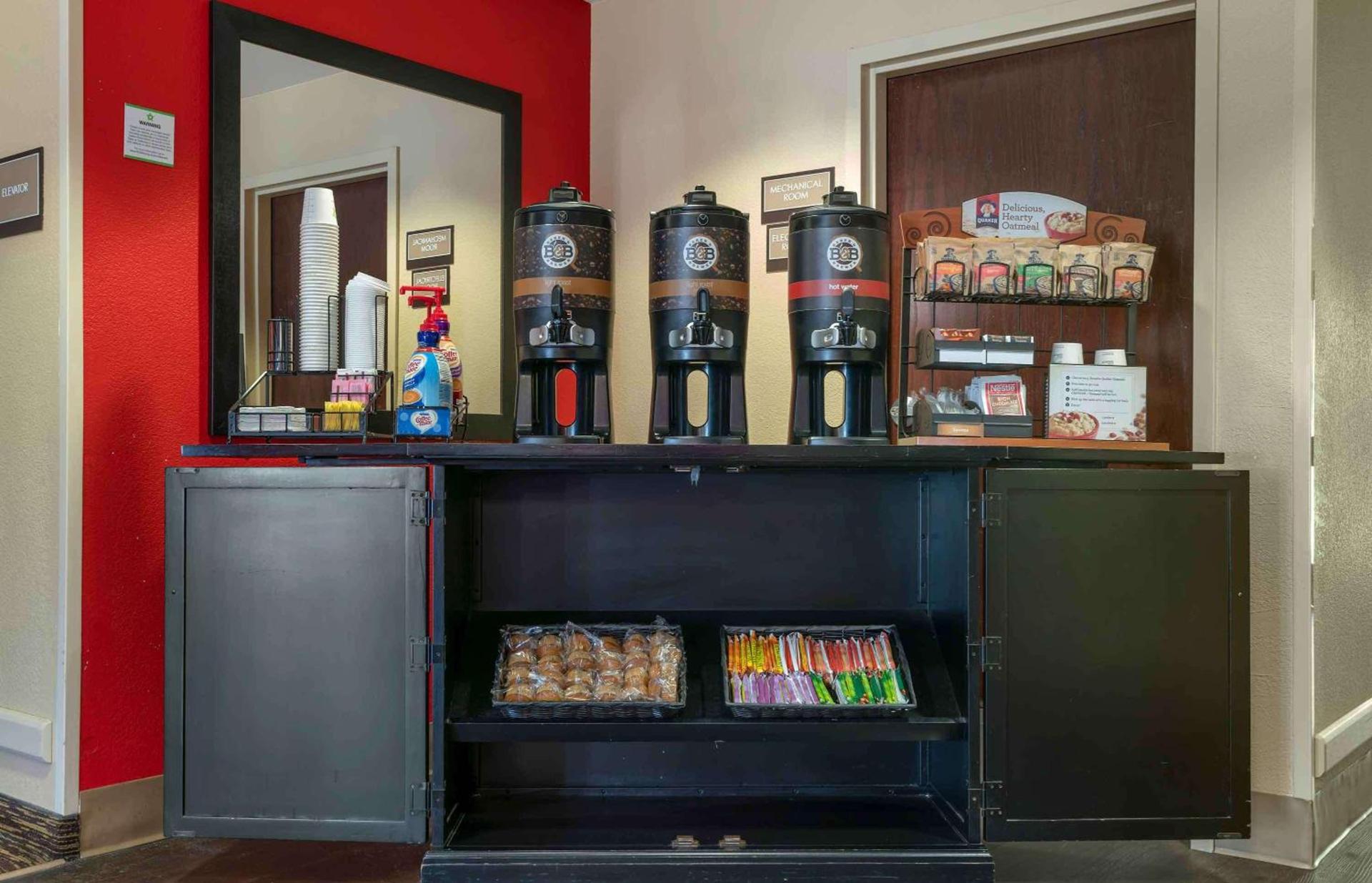 Extended Stay America Suites - Santa Rosa - North photo 7