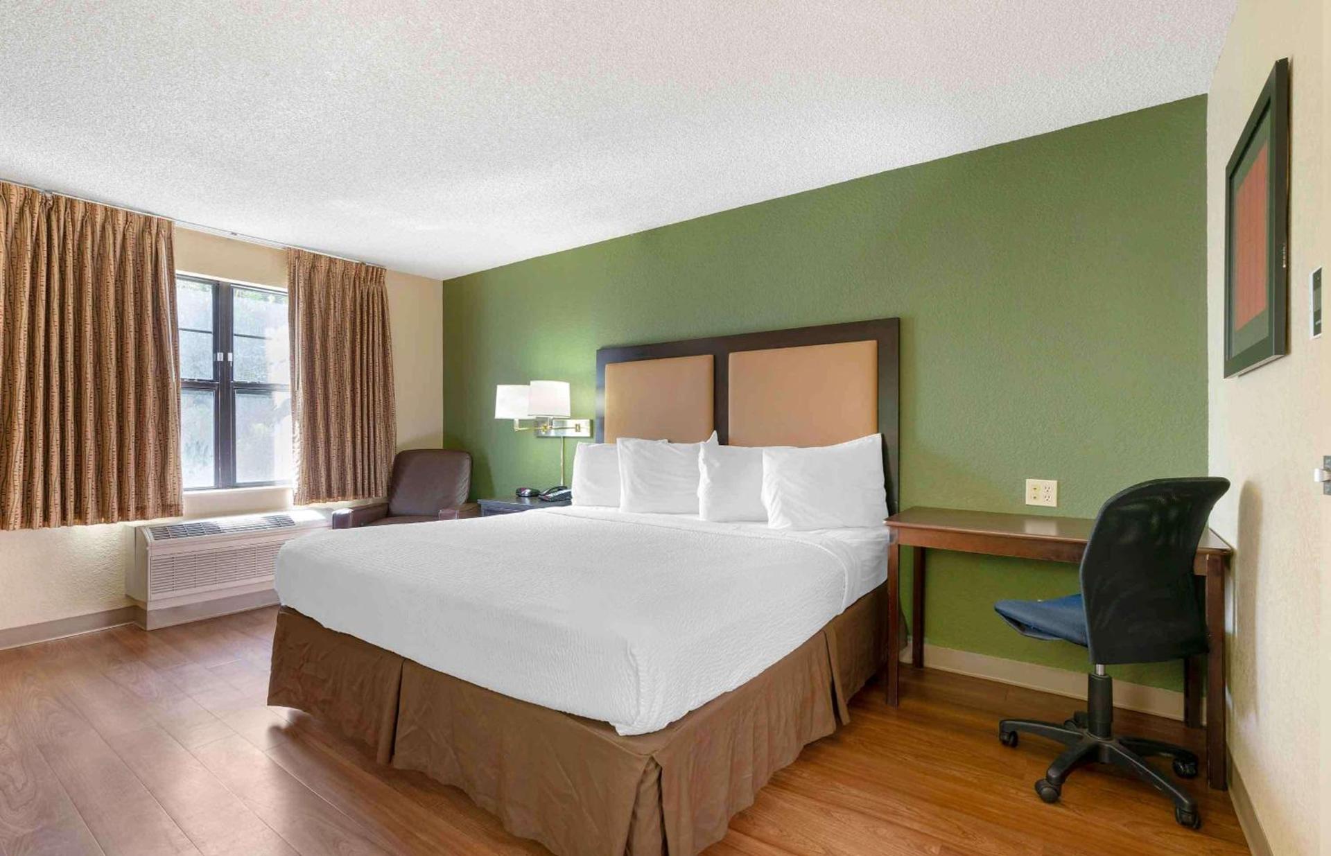 Extended Stay America Suites - Santa Rosa - North photo 22