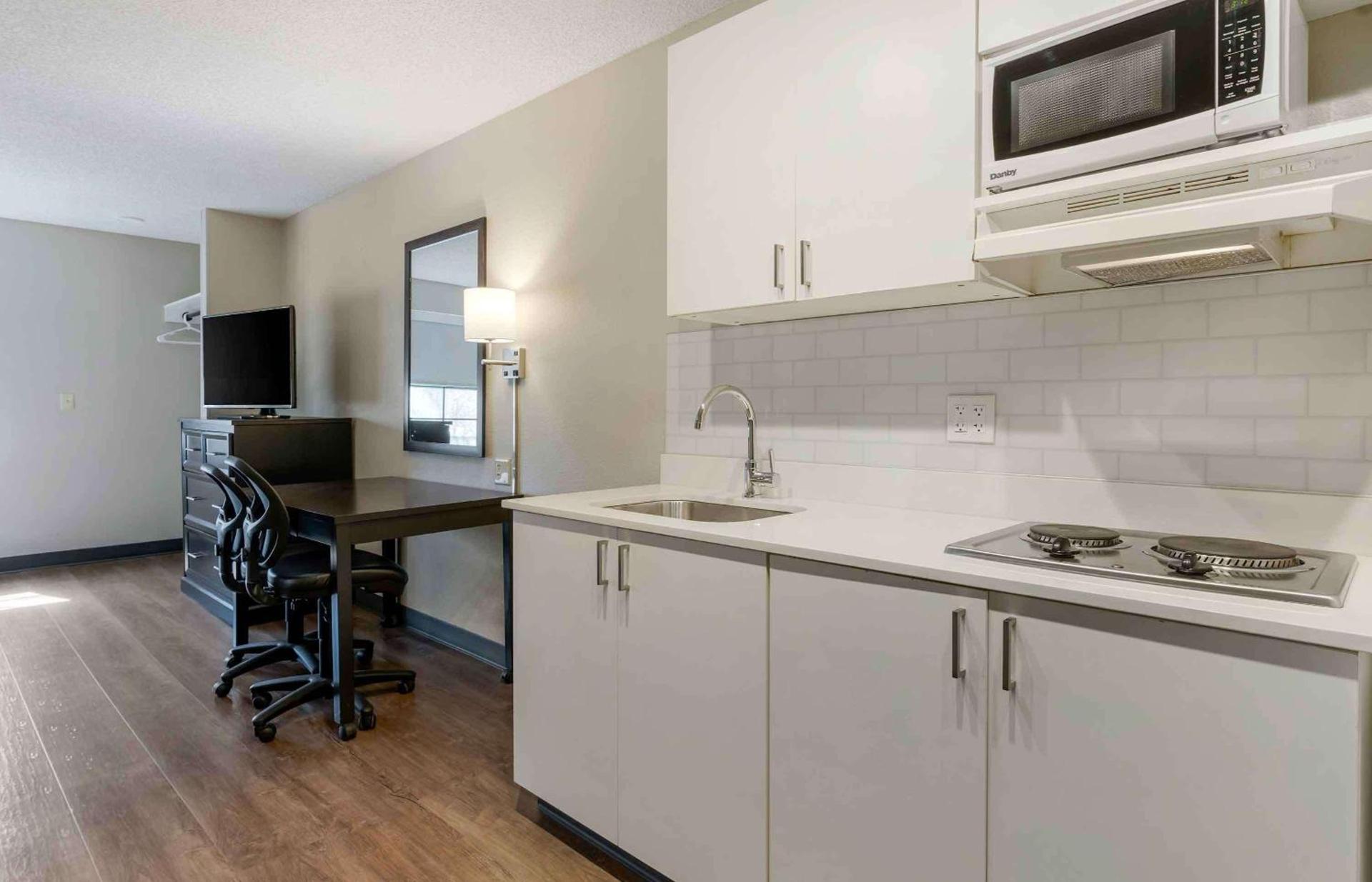 Extended Stay America Suites - San Ramon - Bishop Ranch - East photo 27