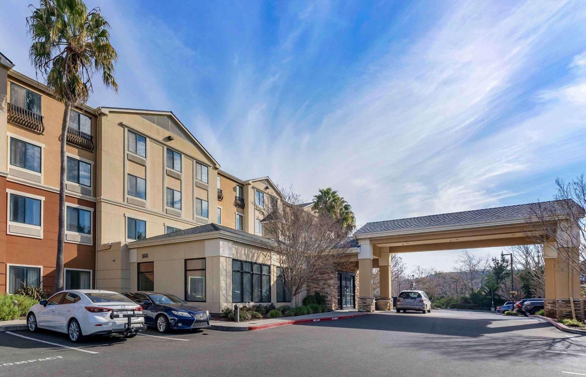 Extended Stay America Suites - San Rafael - Francisco Blvd East photo 2