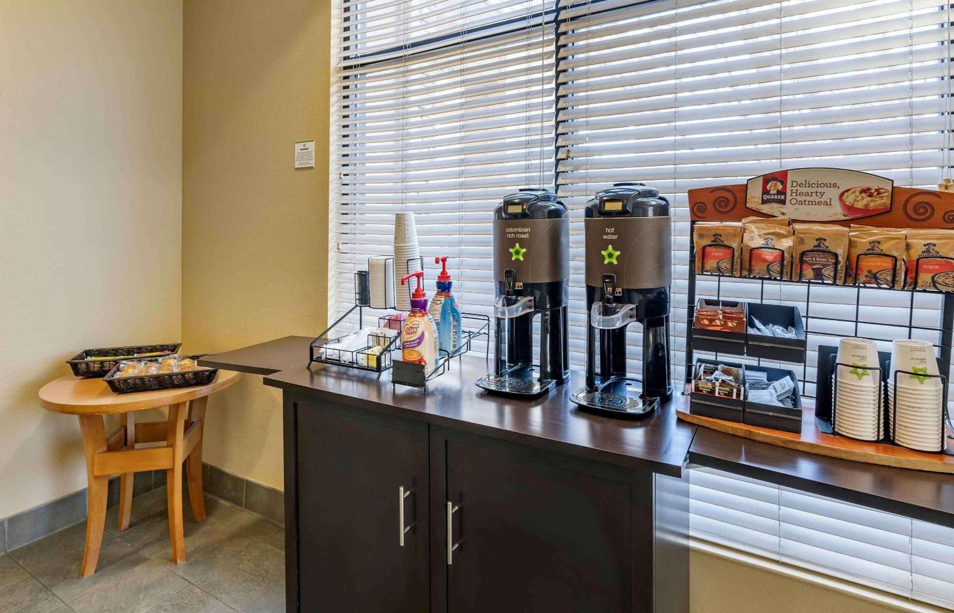 Extended Stay America Suites - San Rafael - Francisco Blvd East photo 7