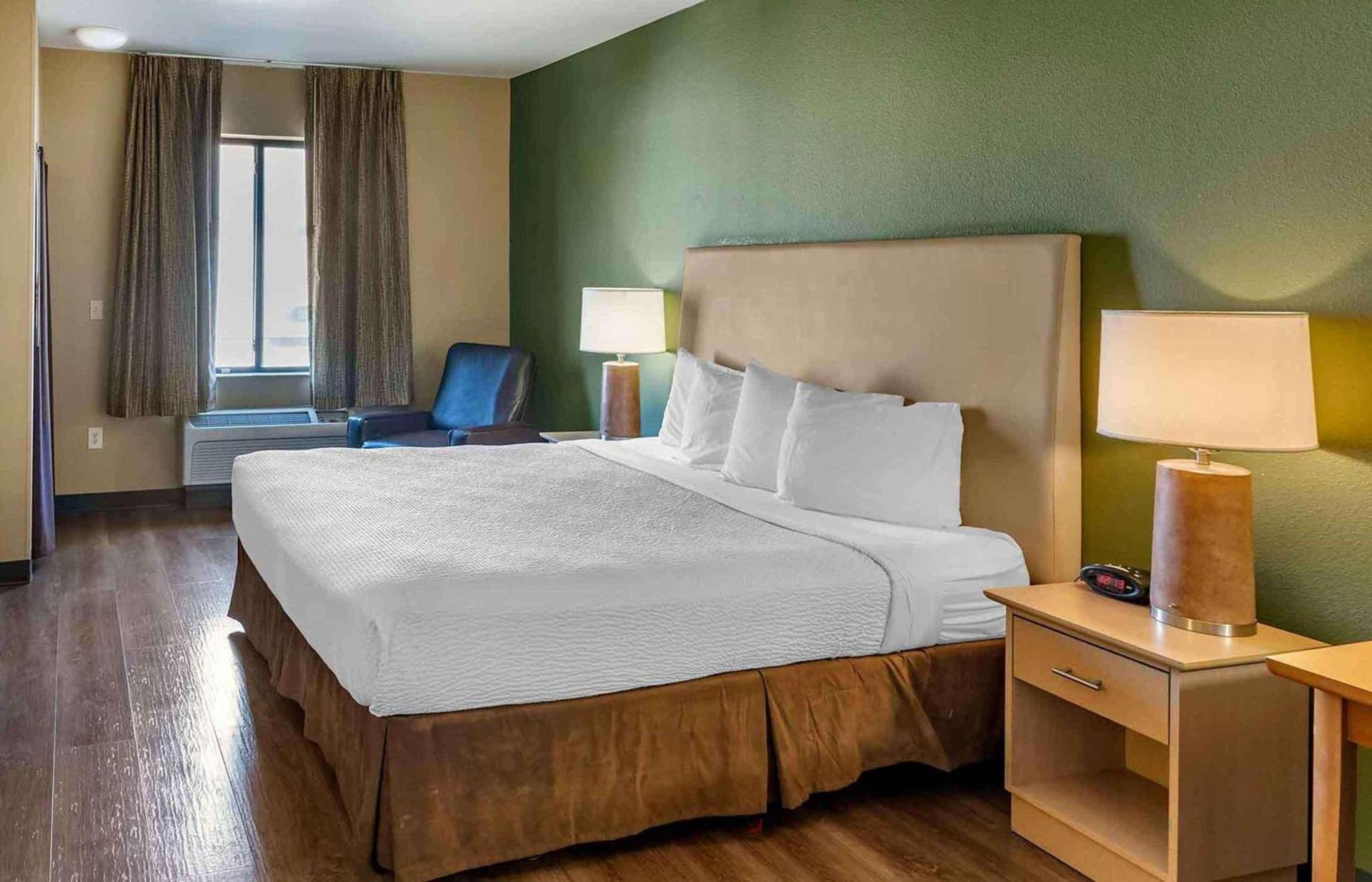 Extended Stay America Suites - San Rafael - Francisco Blvd East photo 8