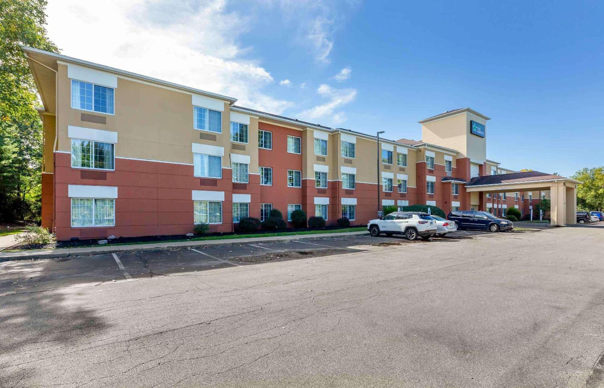 Extended Stay America Suites - Cleveland - Airport - North Olmsted photo 3