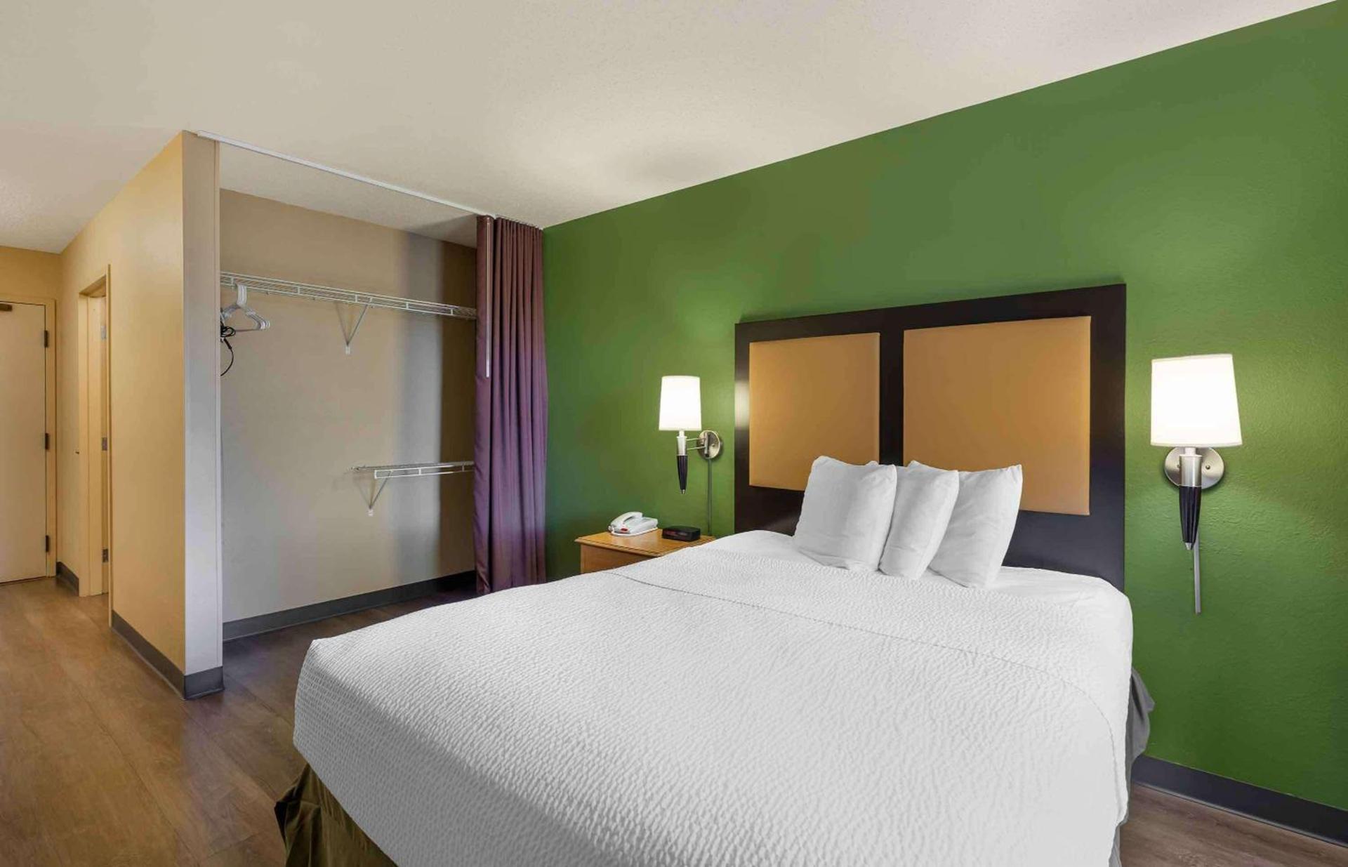Extended Stay America Suites - Cleveland - Airport - North Olmsted photo 11