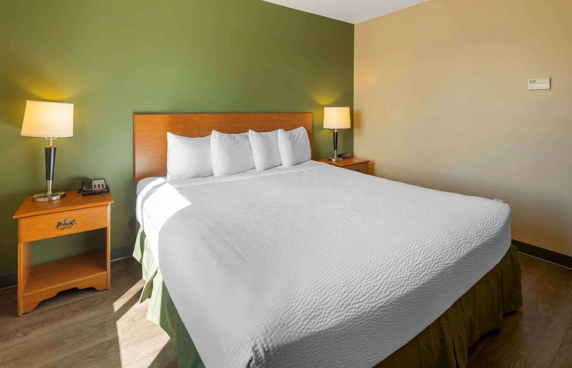 Extended Stay America Suites - San Rafael - Francisco Blvd East photo 31