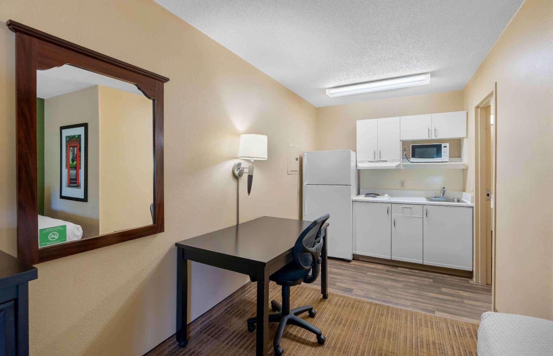 Extended Stay America Suites - Virginia Beach - Independence Blvd photo 16
