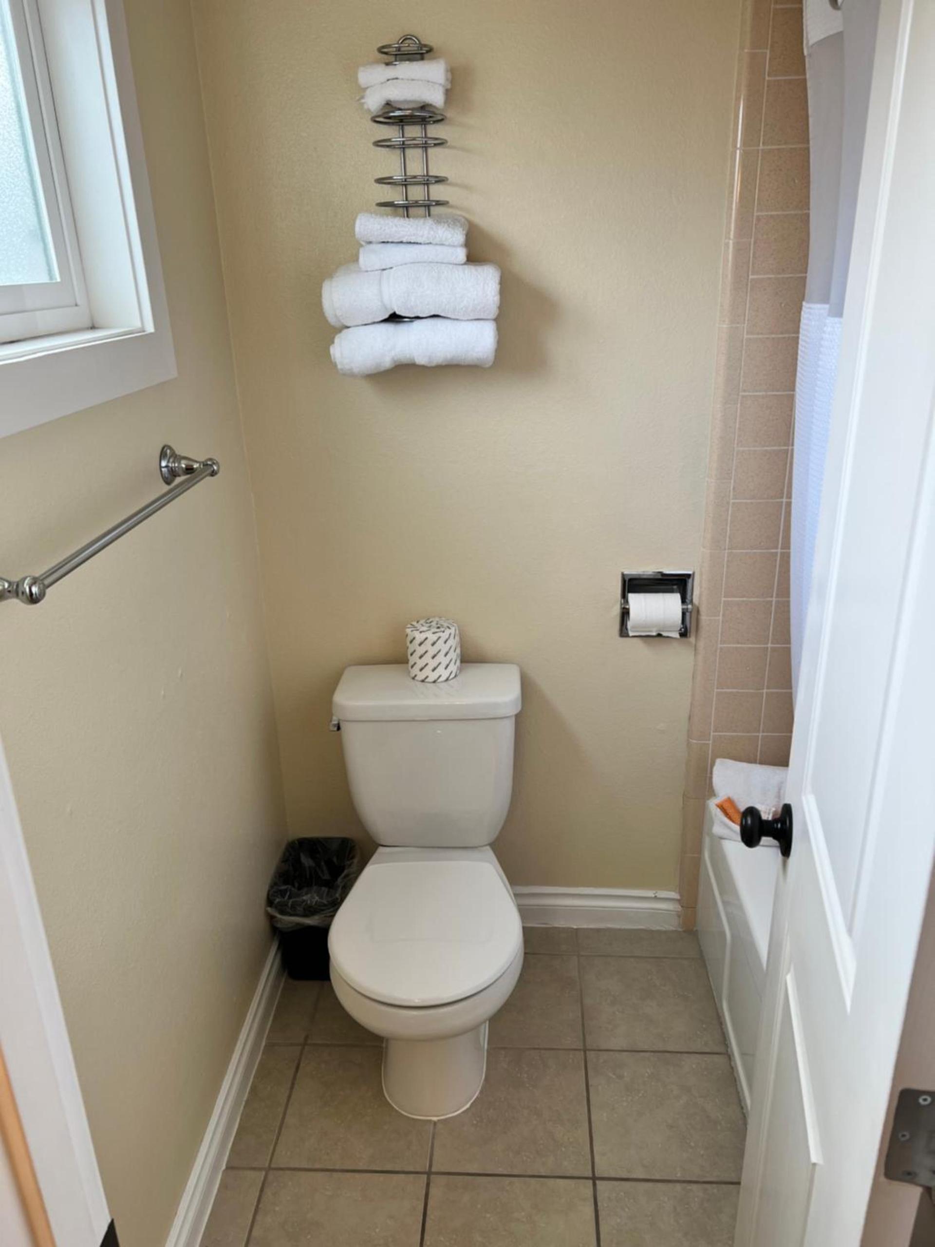 Timbers INN and Suites photo 14