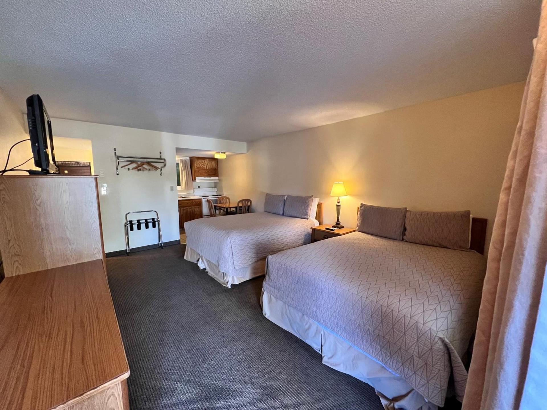 Timbers INN and Suites photo 22