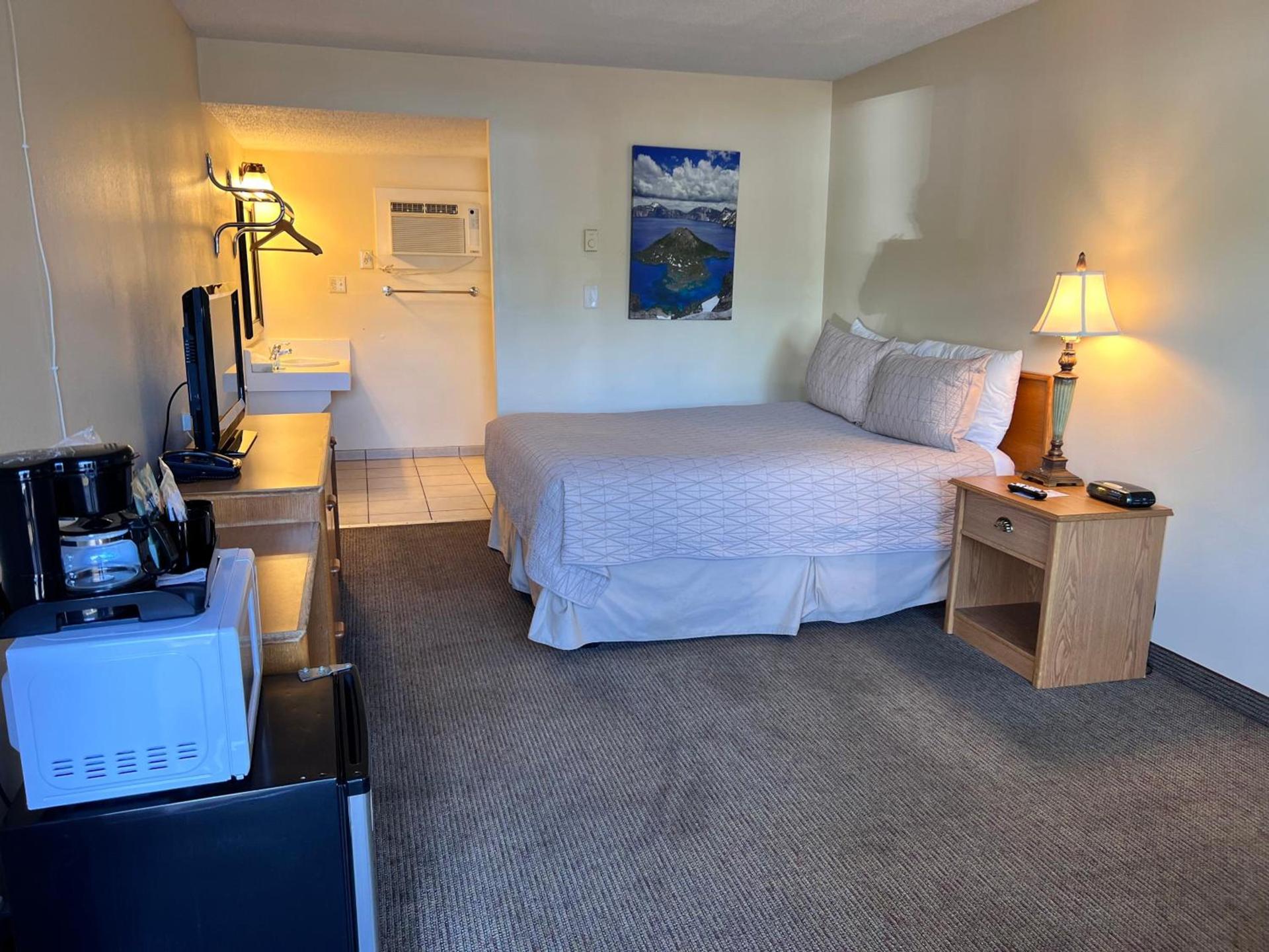 Timbers INN and Suites photo 25