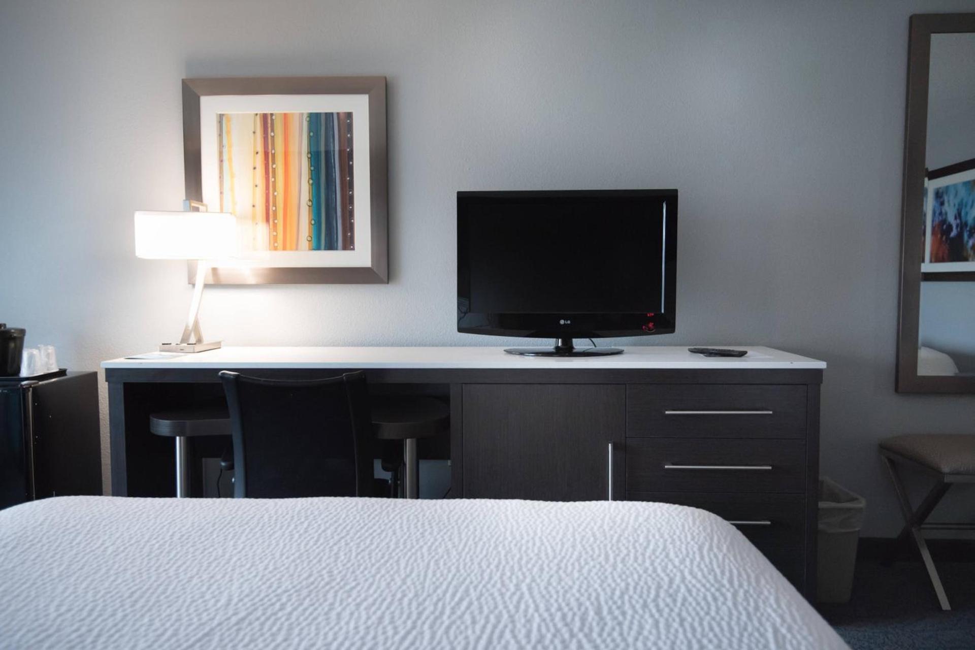 Fairfield Inn & Suites Atlanta Airport North photo 11