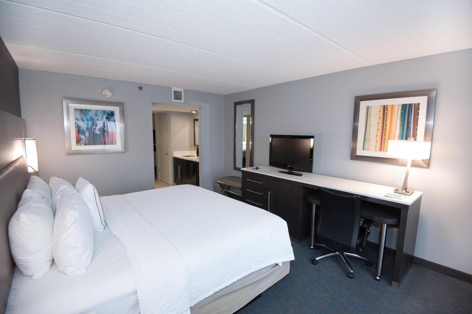 Fairfield Inn & Suites Atlanta Airport North photo 15