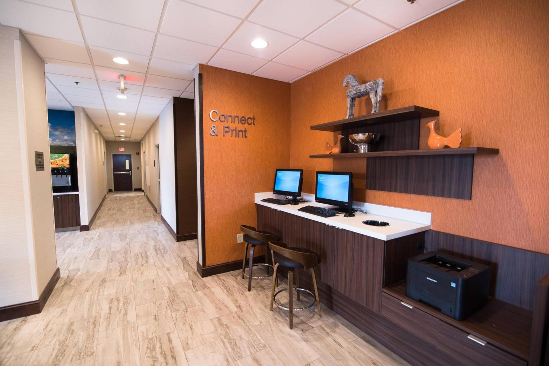 Fairfield Inn & Suites Atlanta Airport North photo 18