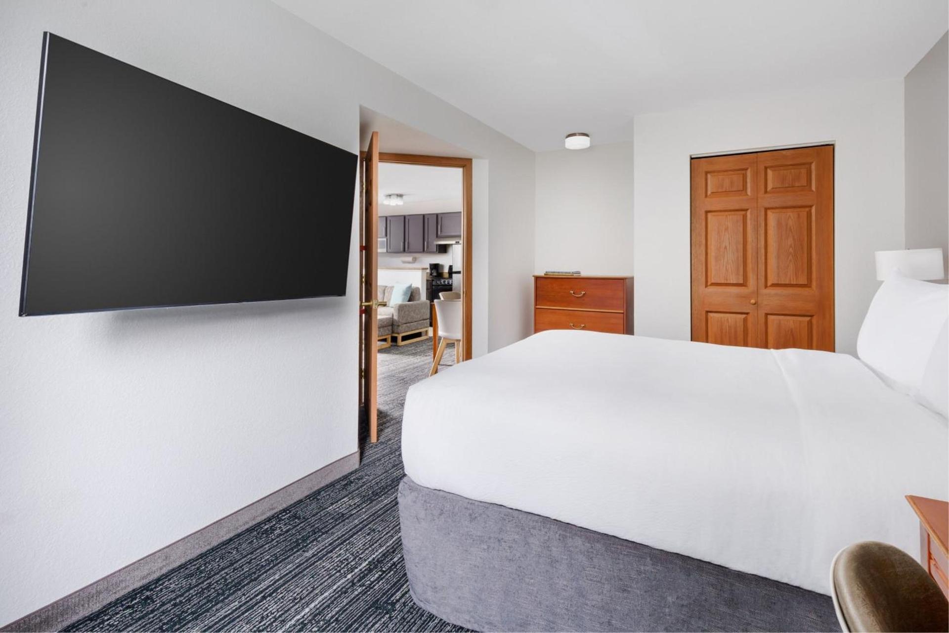 TownePlace Suites Philadelphia Horsham photo 17