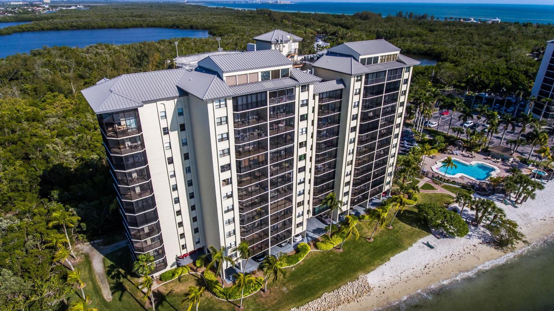 Resort Harbour Properties - Fort Myers / Sanibel Gateway photo 6