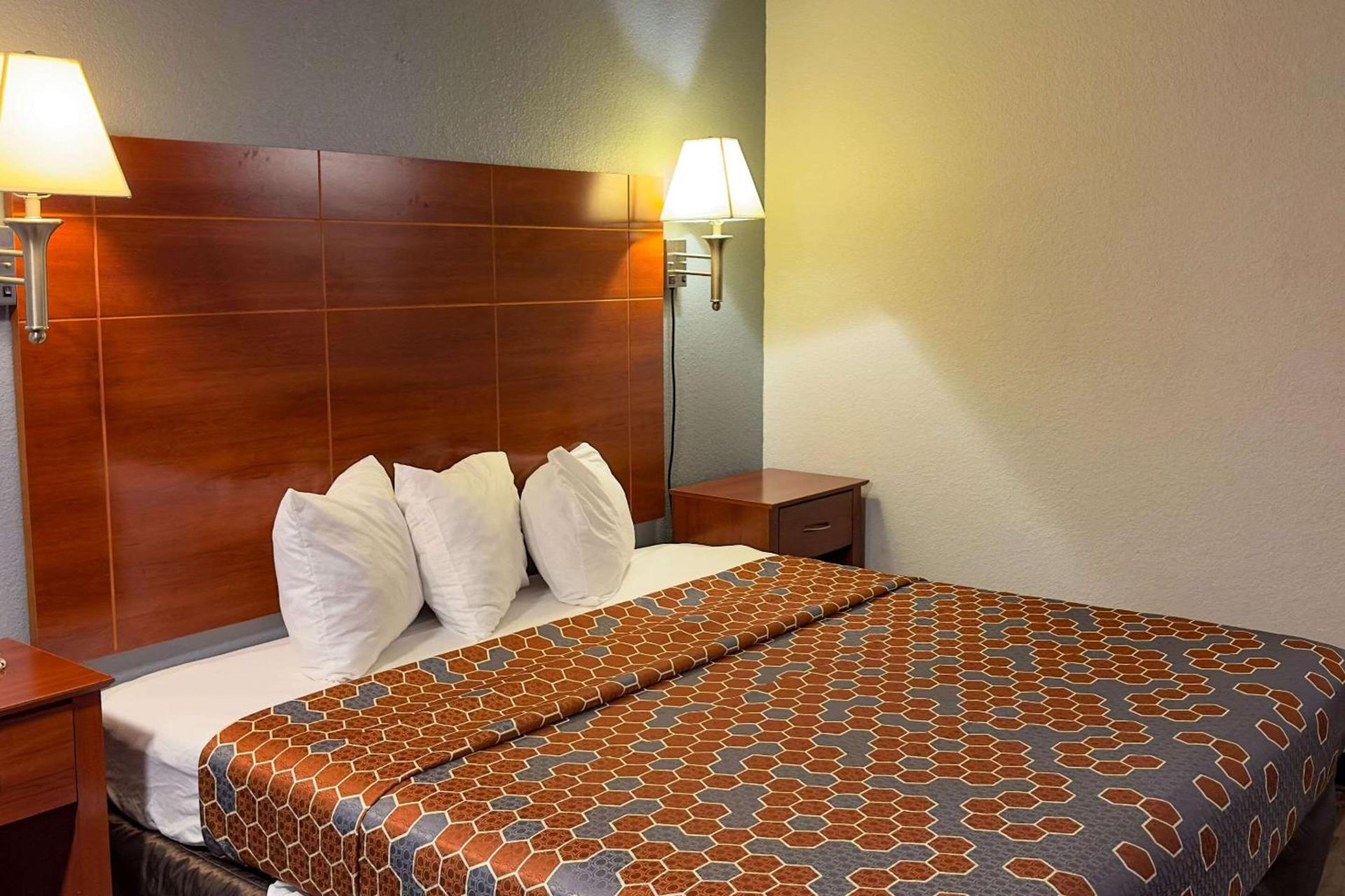 Econo Lodge Tucumcari Route 66 photo 10