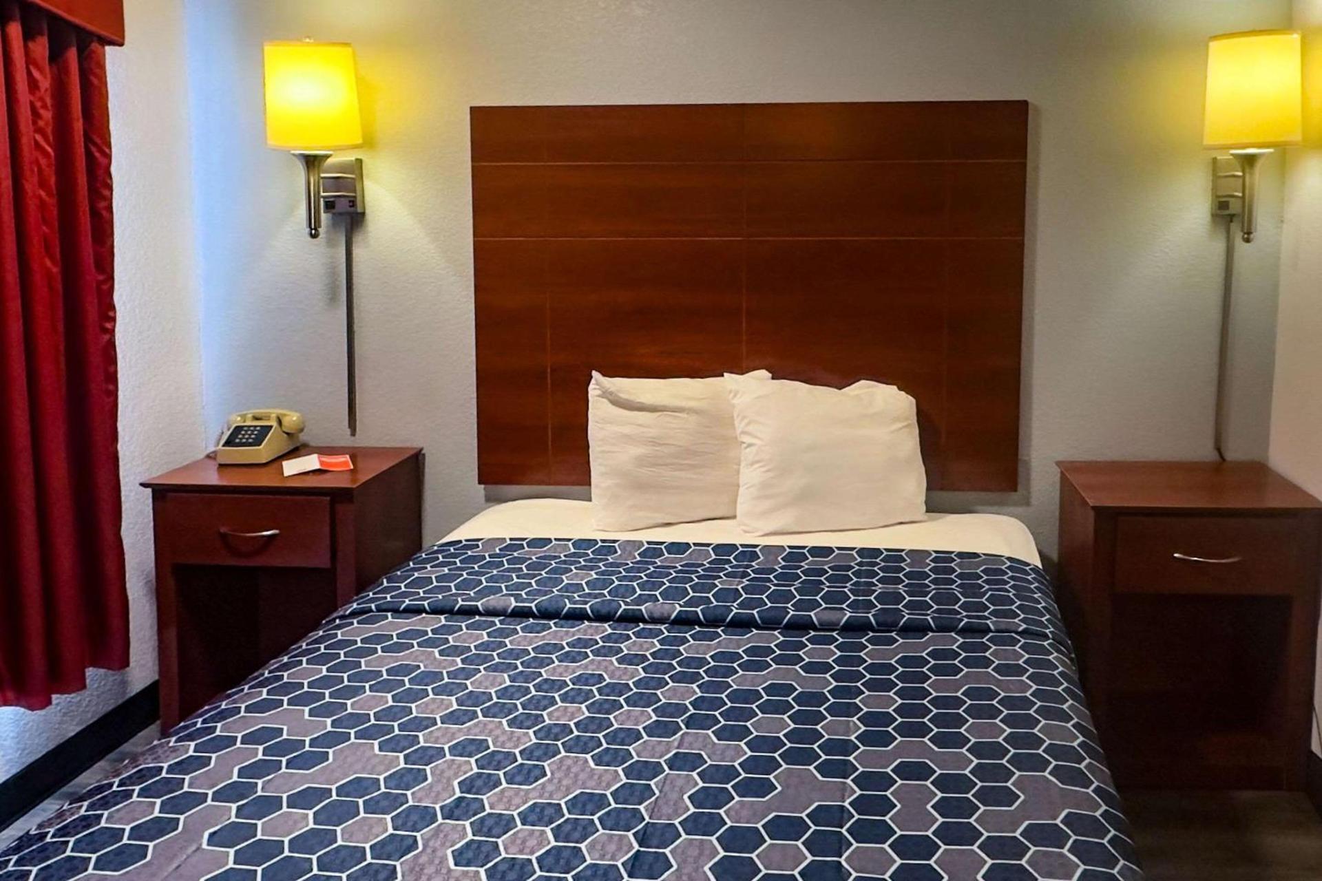 Econo Lodge Tucumcari Route 66 photo 11