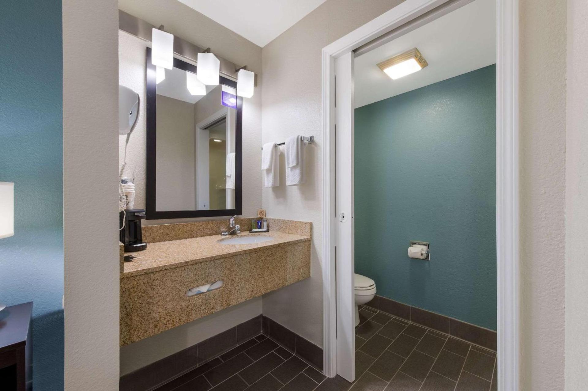 Sleep Inn Northlake photo 14