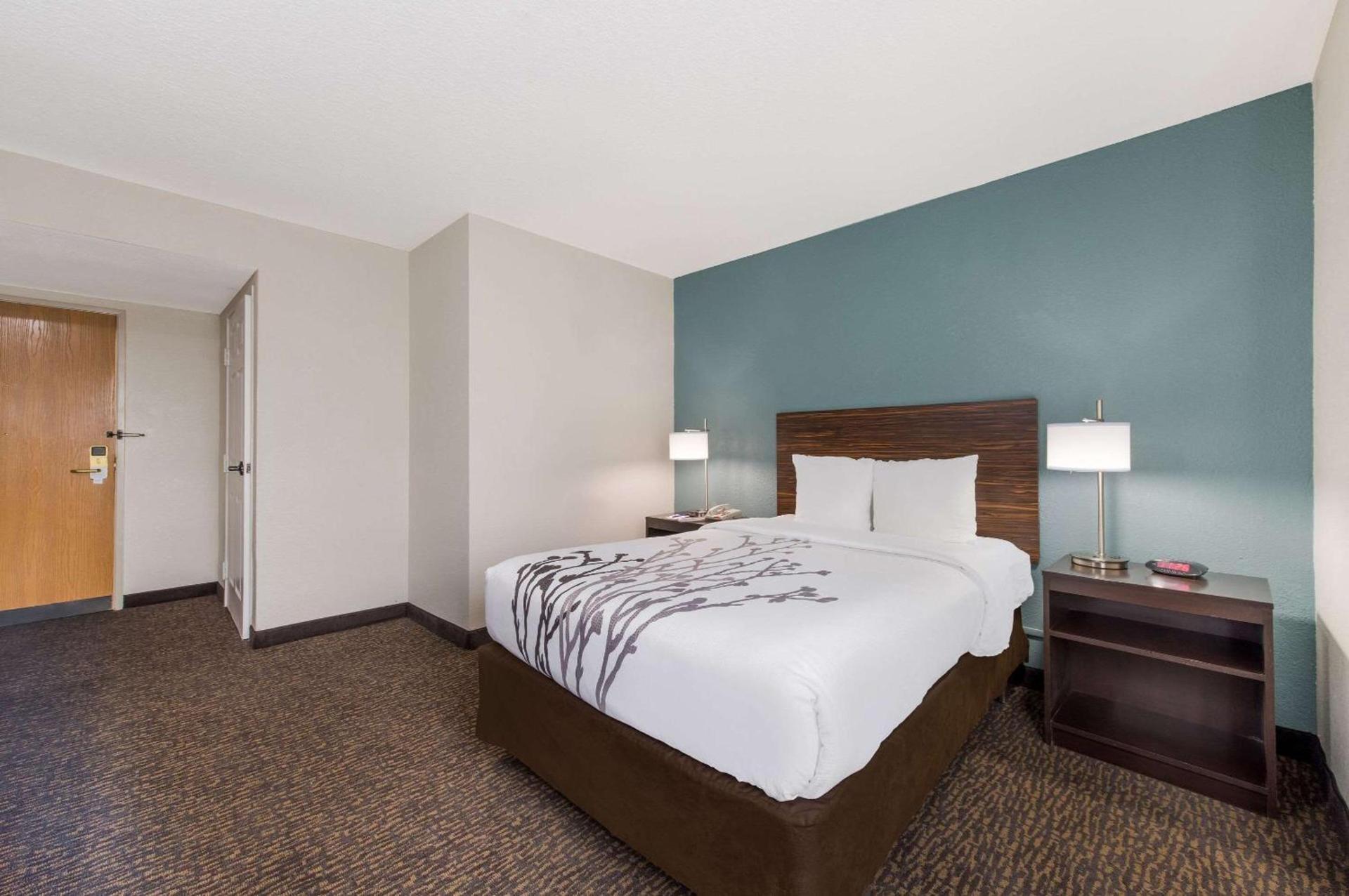 Sleep Inn Northlake photo 18