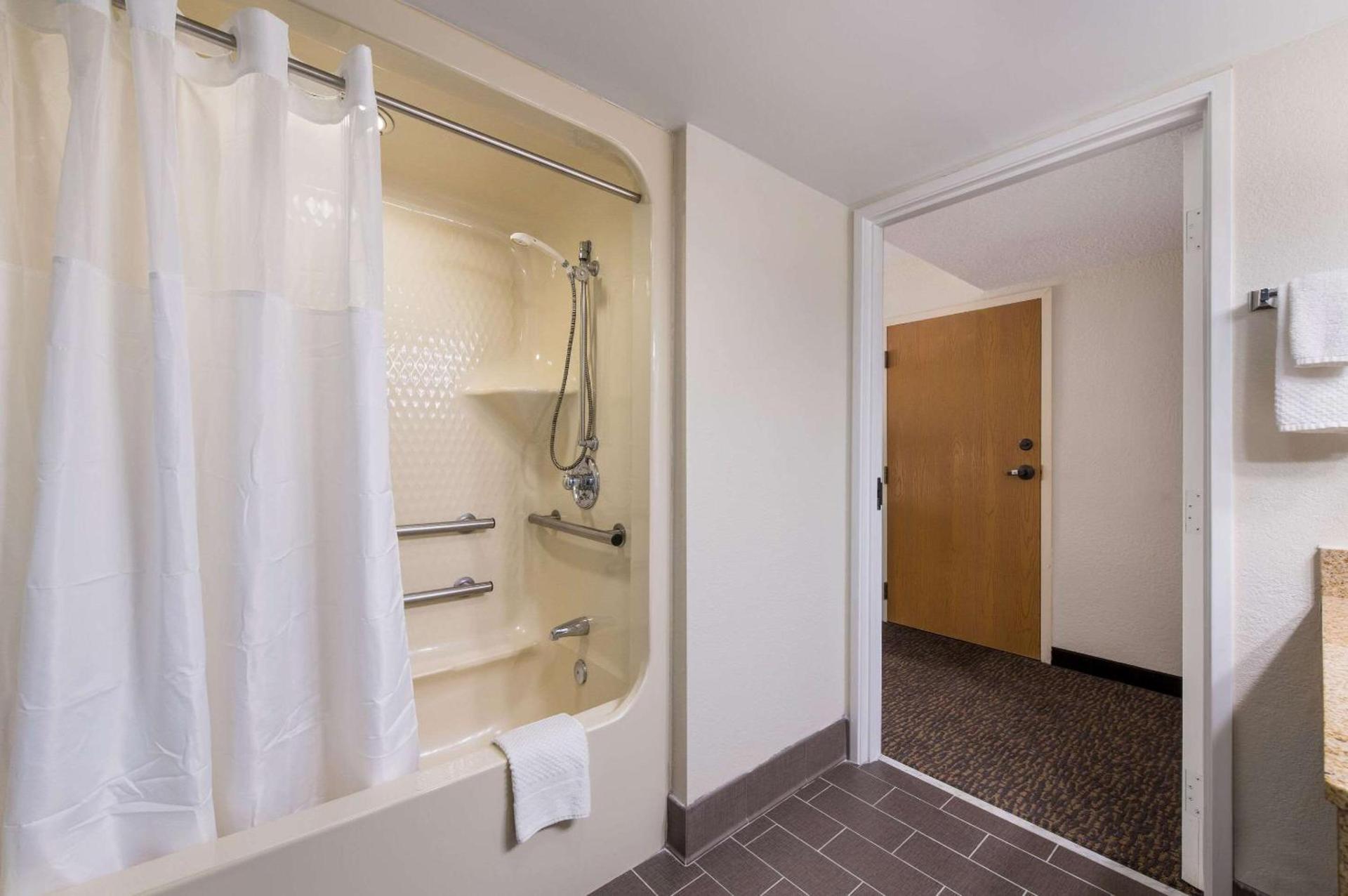 Sleep Inn Northlake photo 20