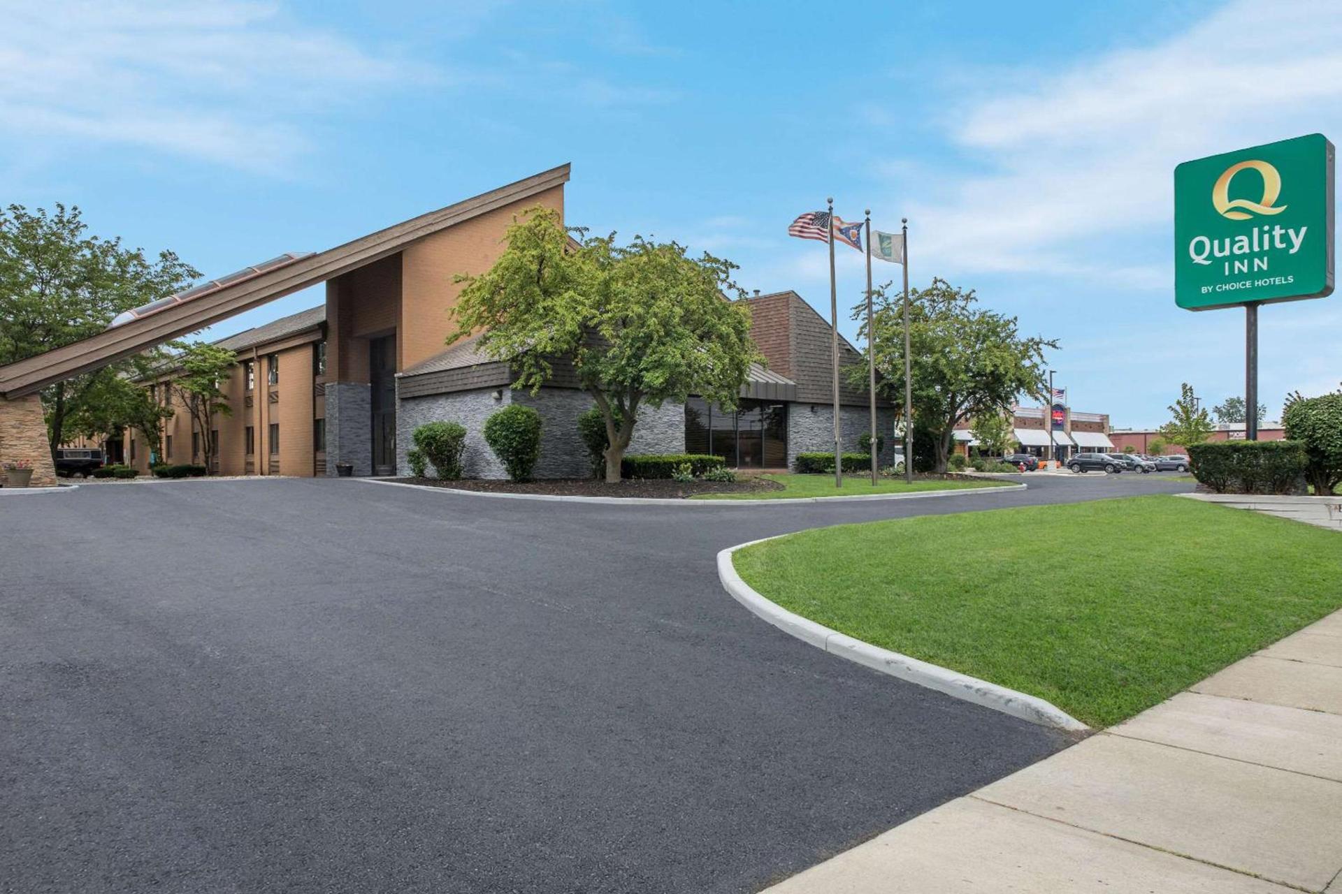 Quality Inn Toledo Westgate photo 3