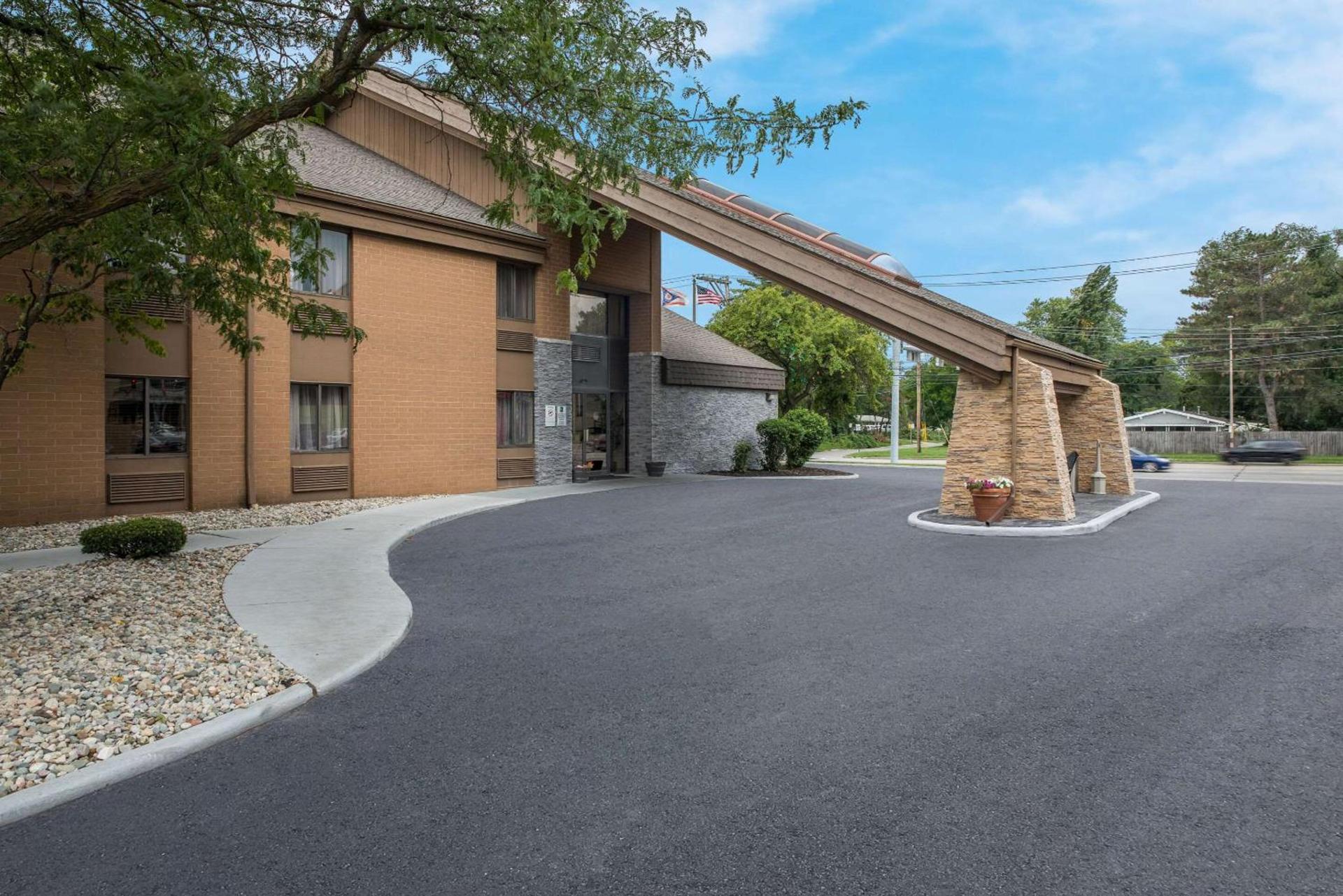 Quality Inn Toledo Westgate photo 4