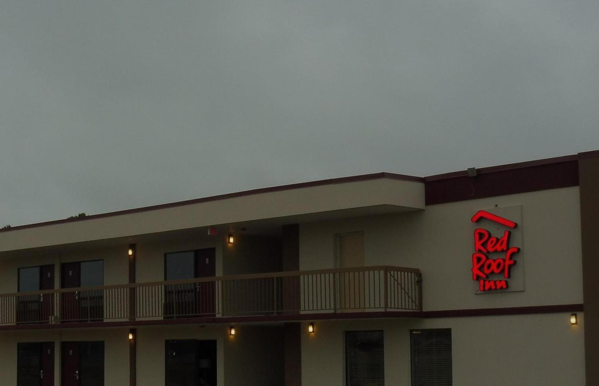 Red Roof Inn Fredericksburg South photo 3