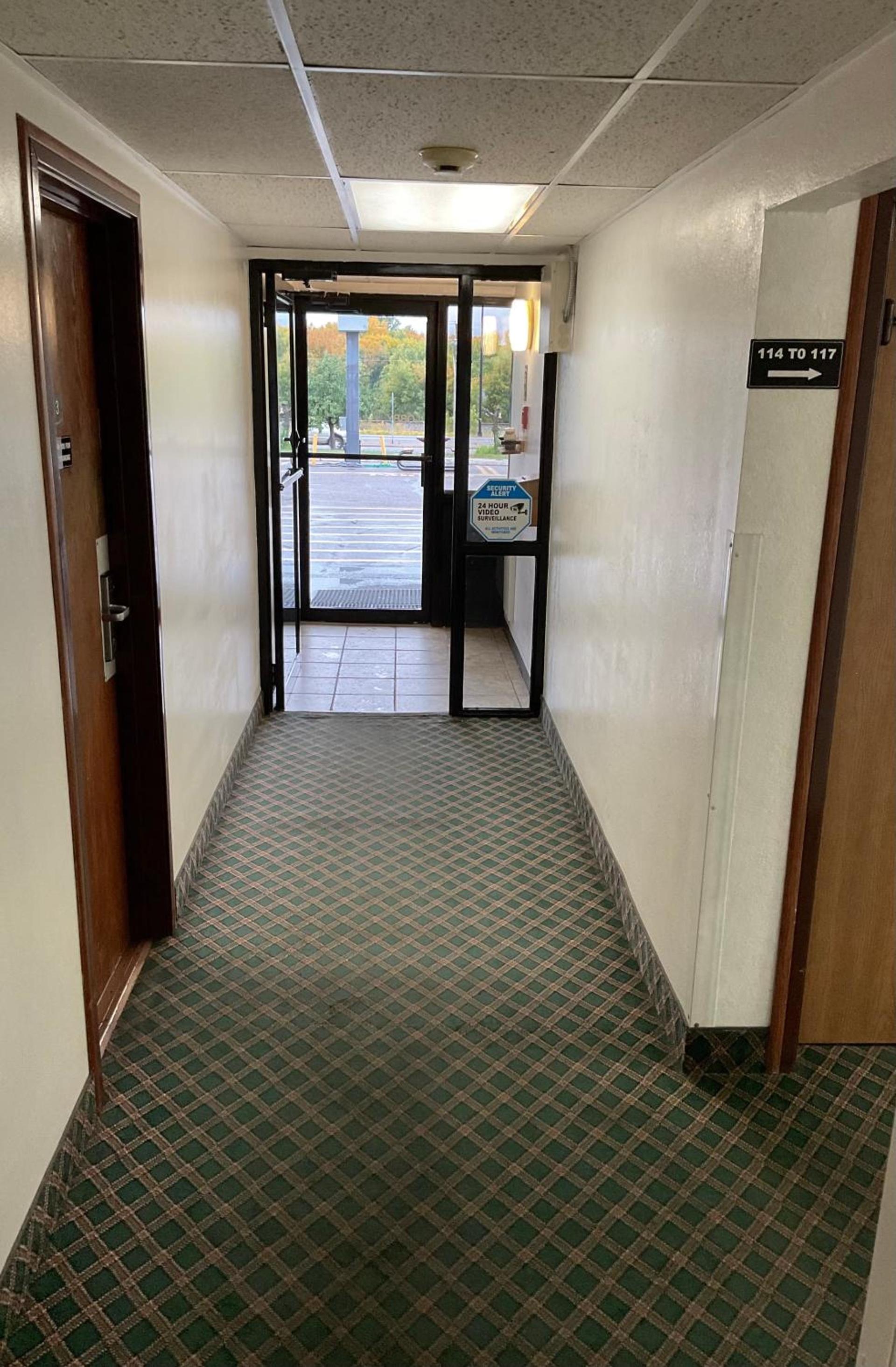 Budget Host Inn photo 16