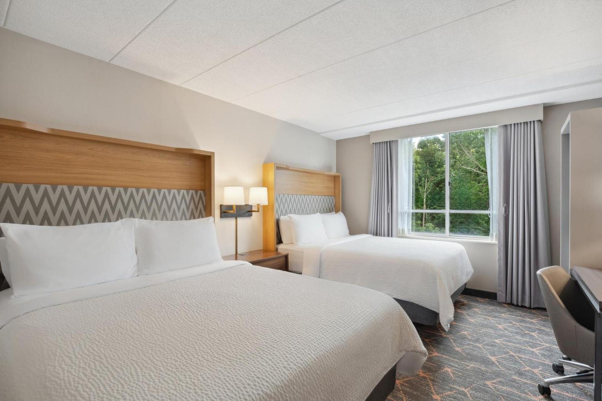 Holiday Inn Portsmouth by IHG photo 37