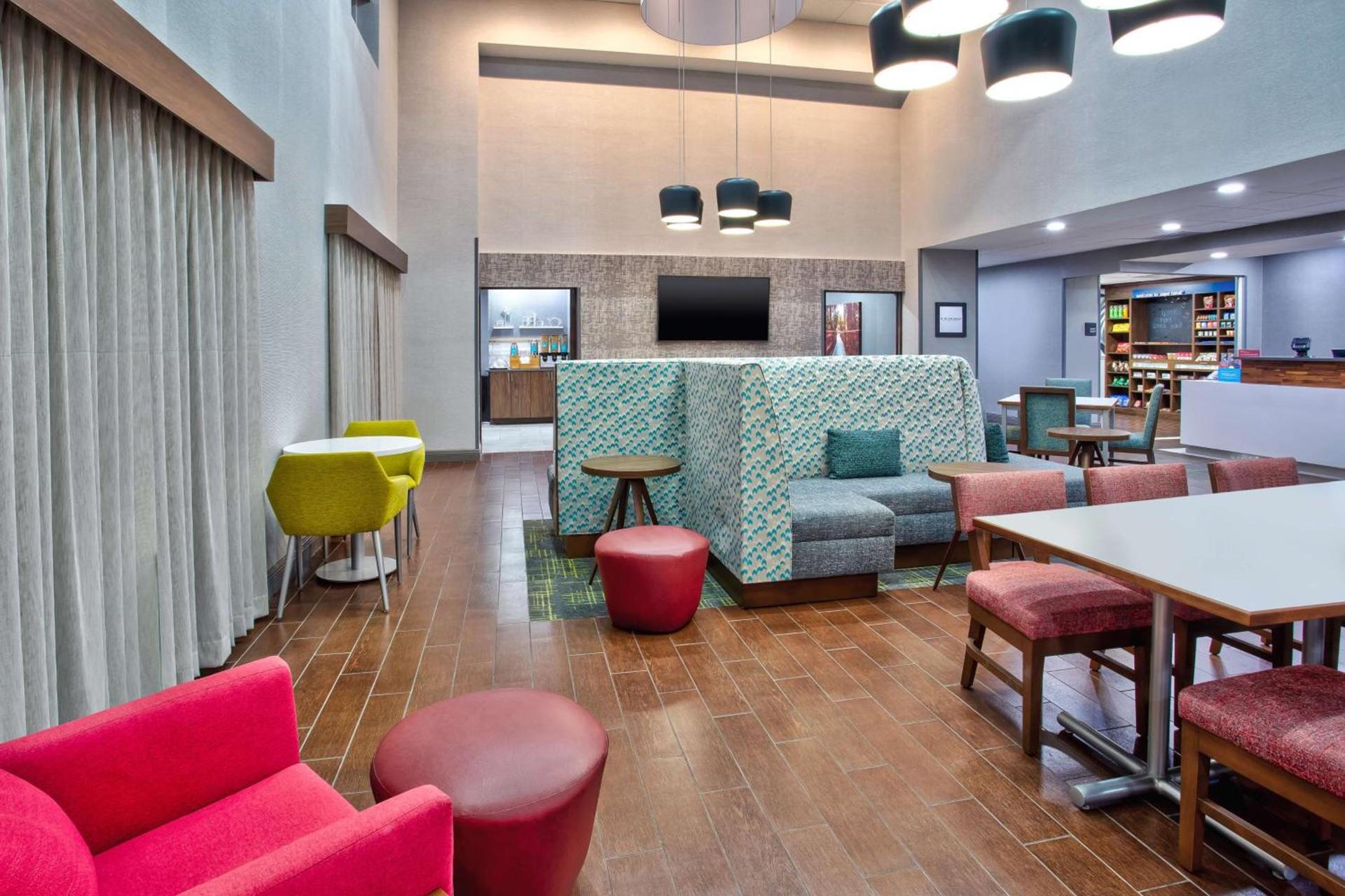 Hampton Inn & Suites Cape Coral / Fort Myers photo 4