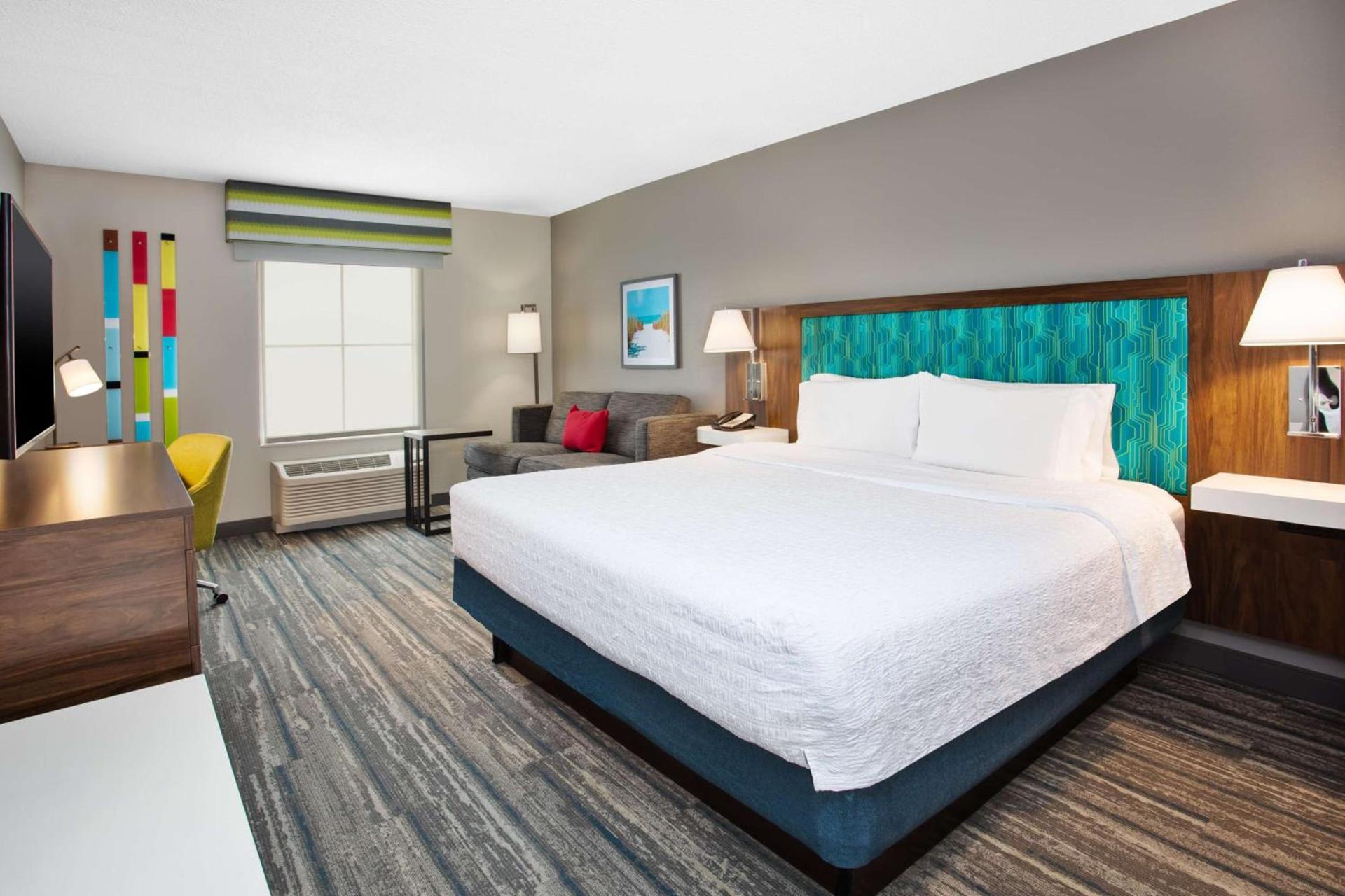 Hampton Inn & Suites Cape Coral / Fort Myers photo 29