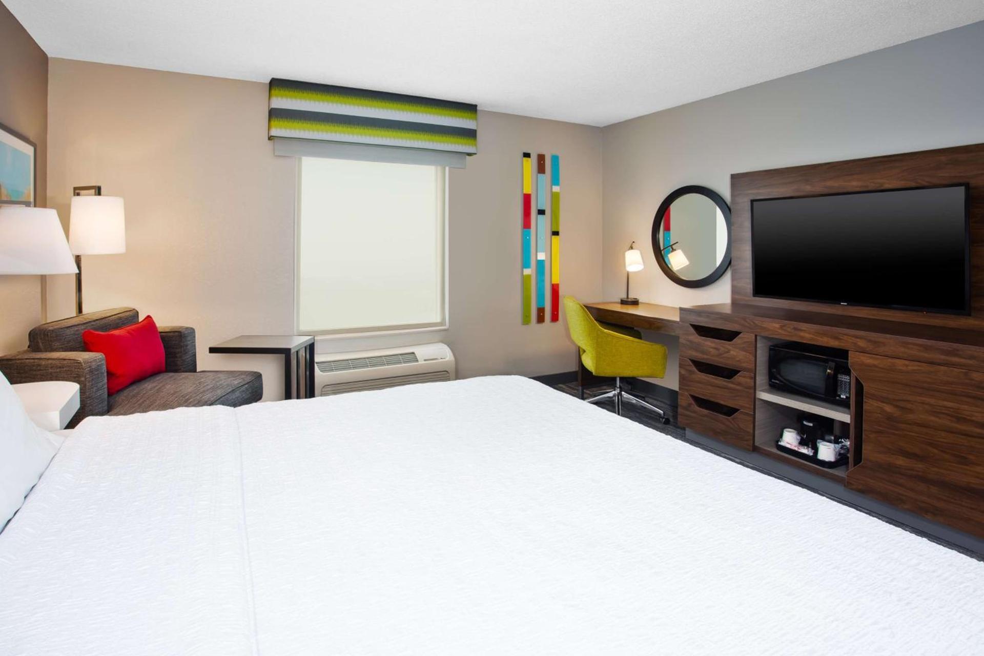 Hampton Inn & Suites Cape Coral / Fort Myers photo 36